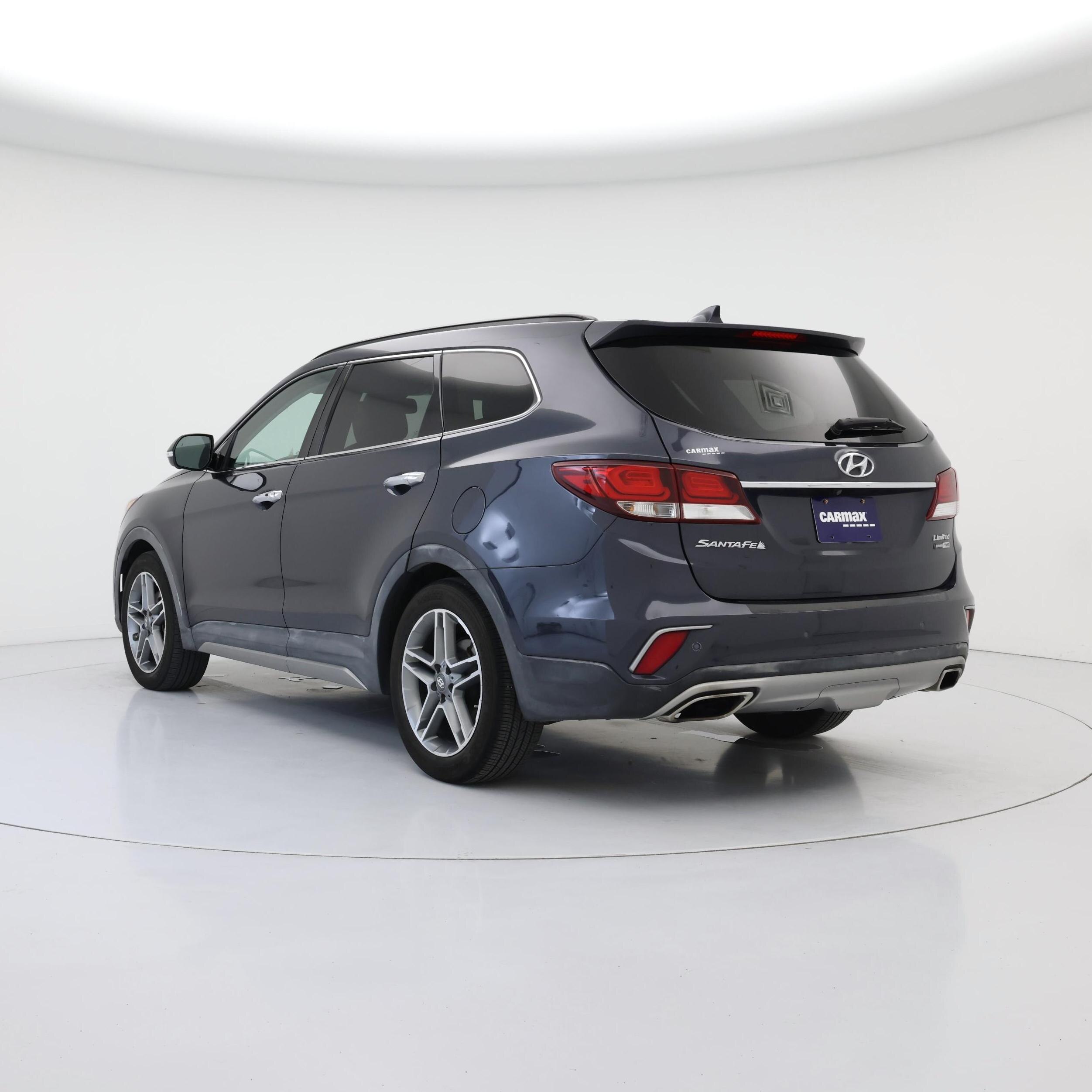 Thumbnail: 2017 Hyundai Santa Fe - 2