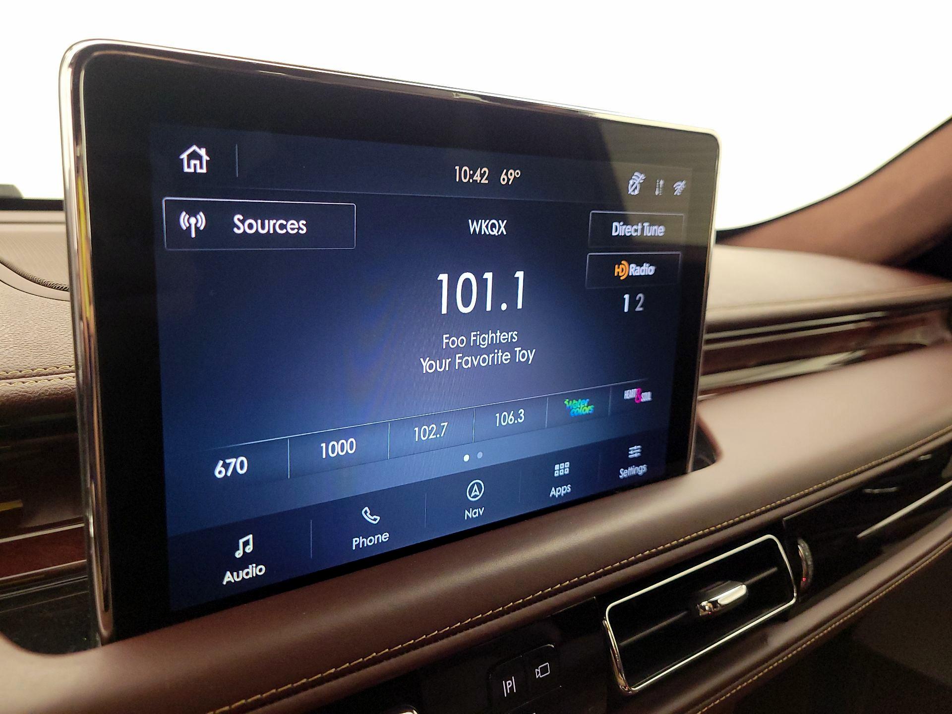 Thumbnail: 2023 Lincoln Aviator - 16