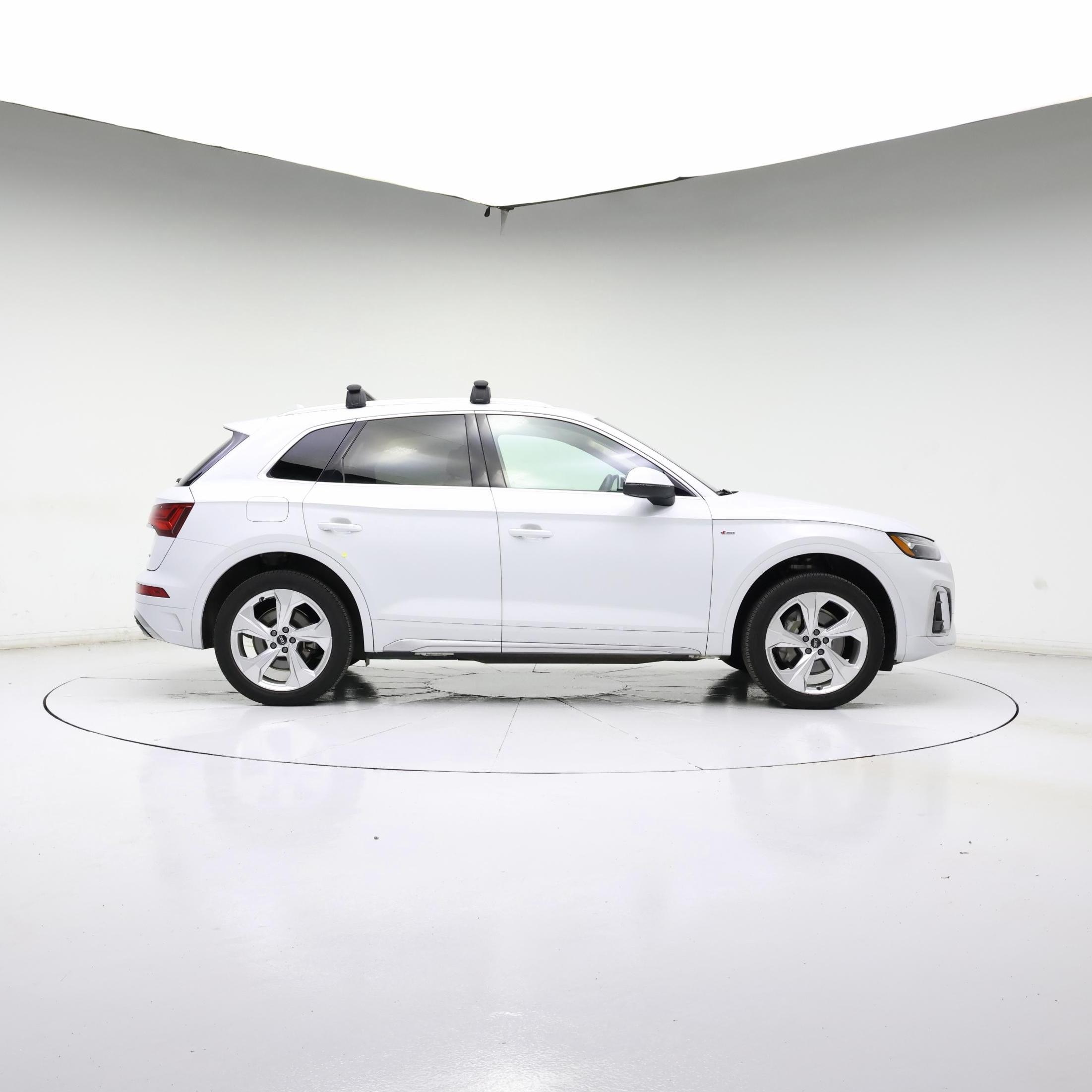 Thumbnail: 2022 Audi Q5 - 7