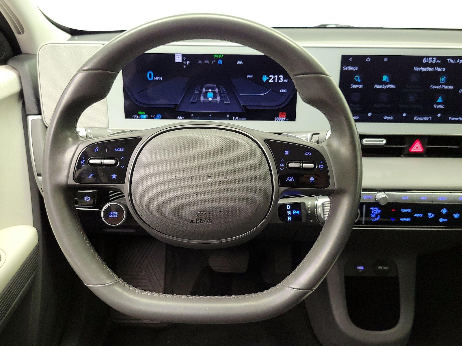 2023 Hyundai IONIQ 5 SE - Photo 11