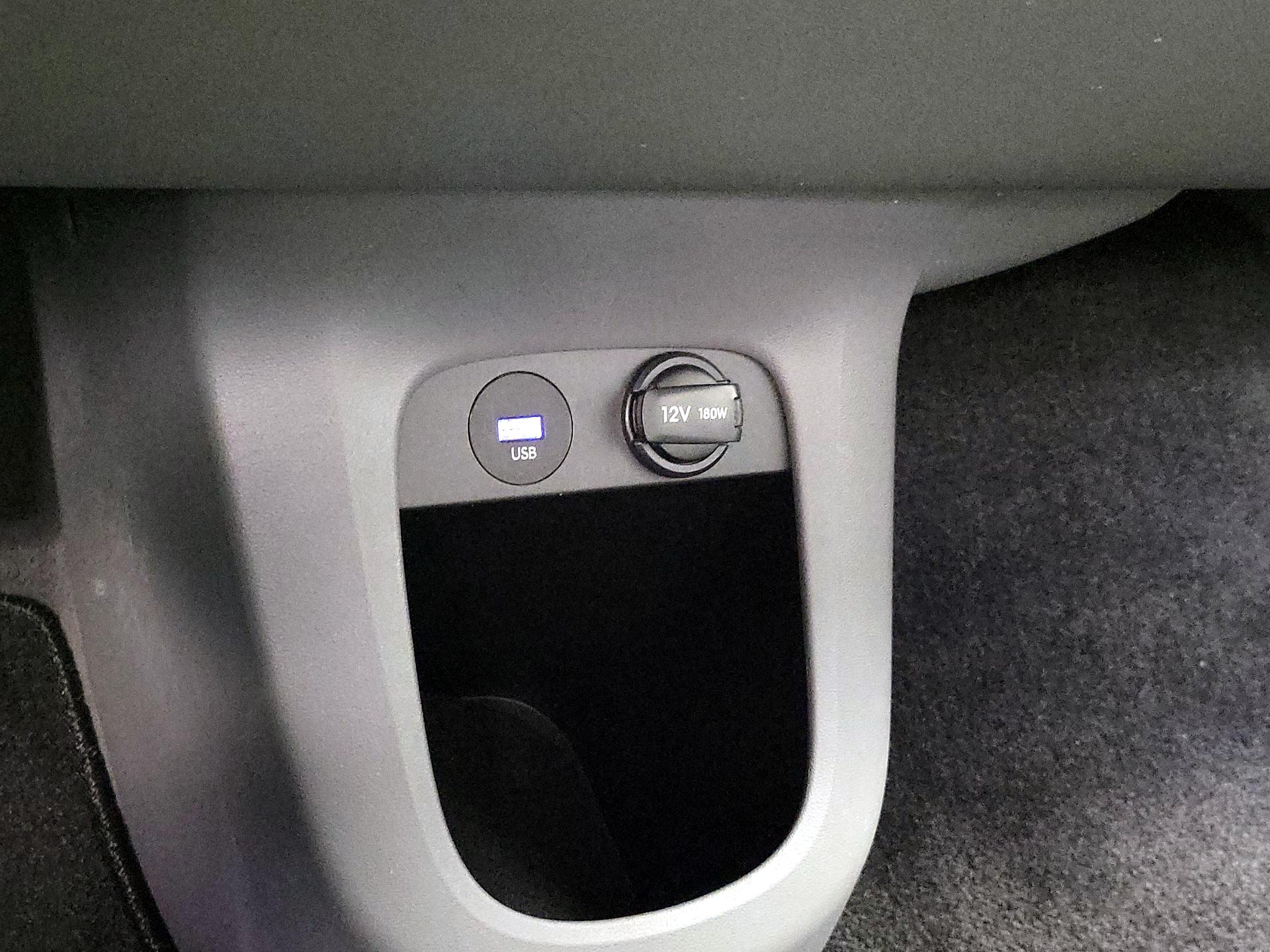 Thumbnail: 2023 Hyundai Ioniq 5 - 19