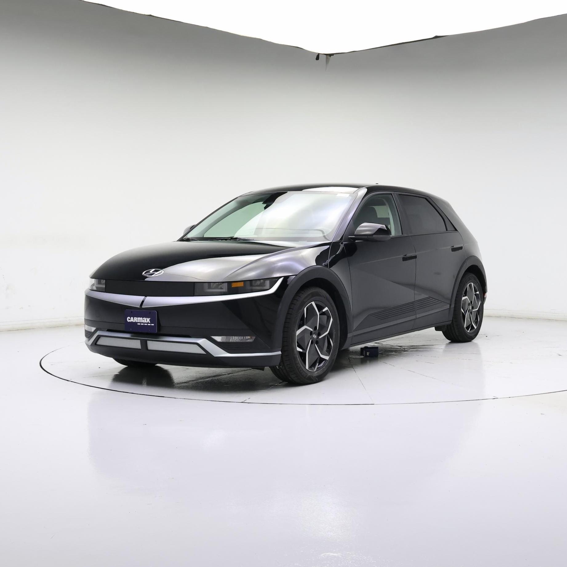 Thumbnail: 2023 Hyundai Ioniq 5 - 4