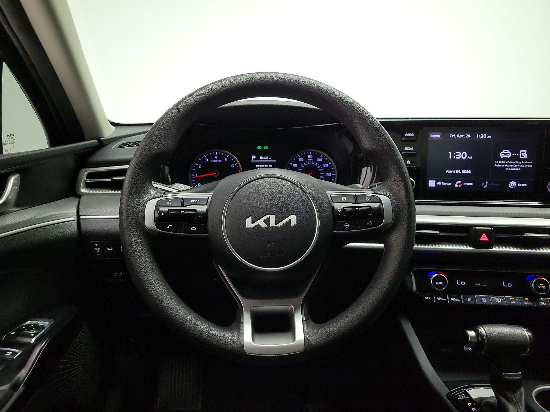 Thumbnail: 2023 Kia K5 - 10