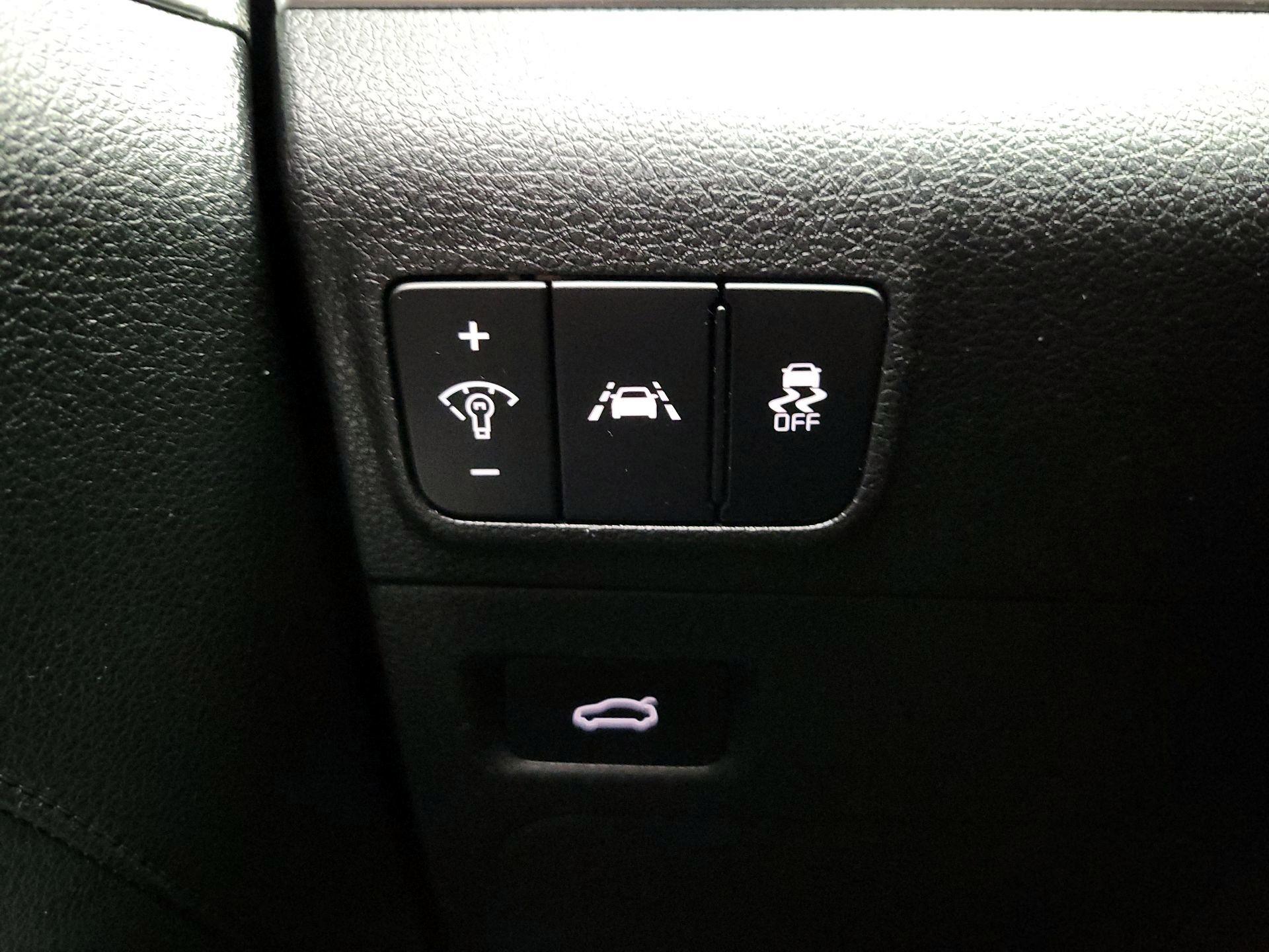 Thumbnail: 2023 Kia K5 - 13