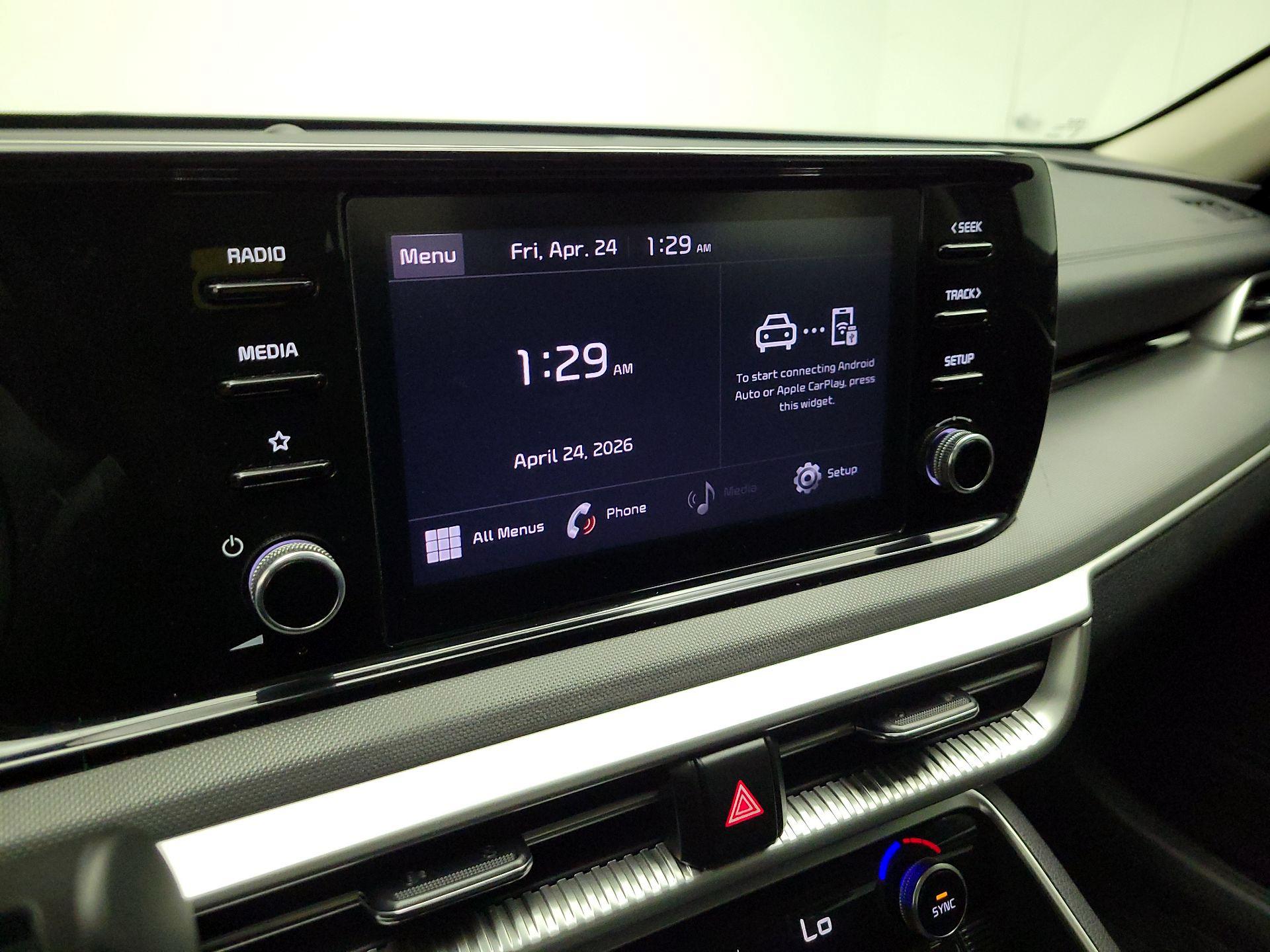 Thumbnail: 2023 Kia K5 - 15