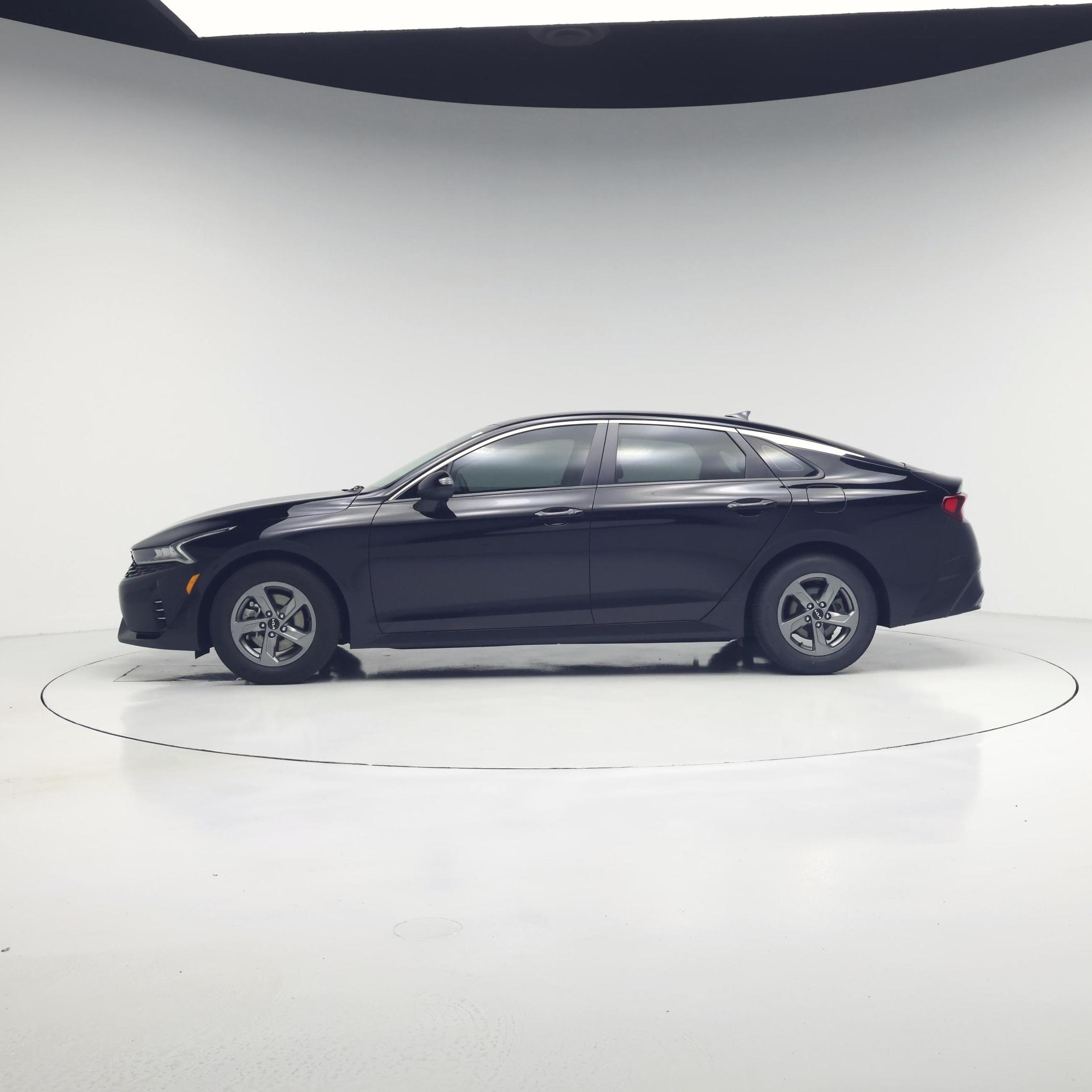 Thumbnail: 2023 Kia K5 - 3