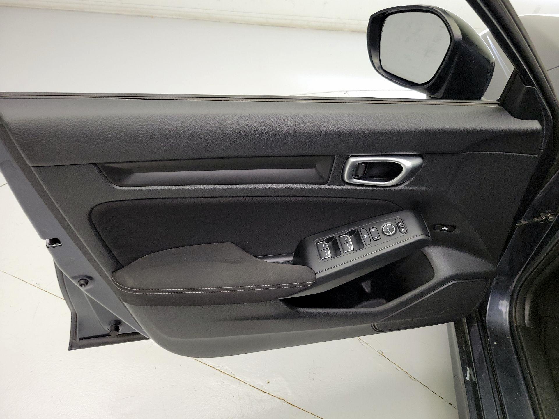 Thumbnail: 2023 Honda Civic - 12