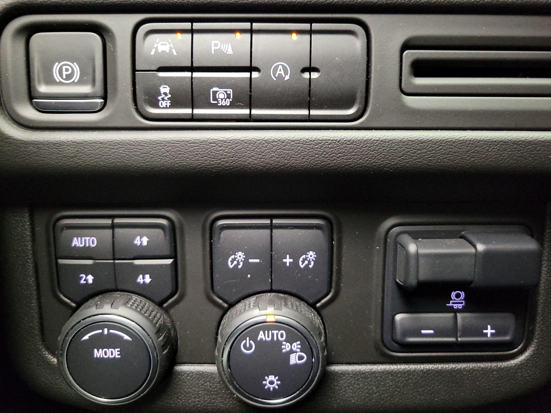 Thumbnail: 2024 Chevrolet Tahoe - 13