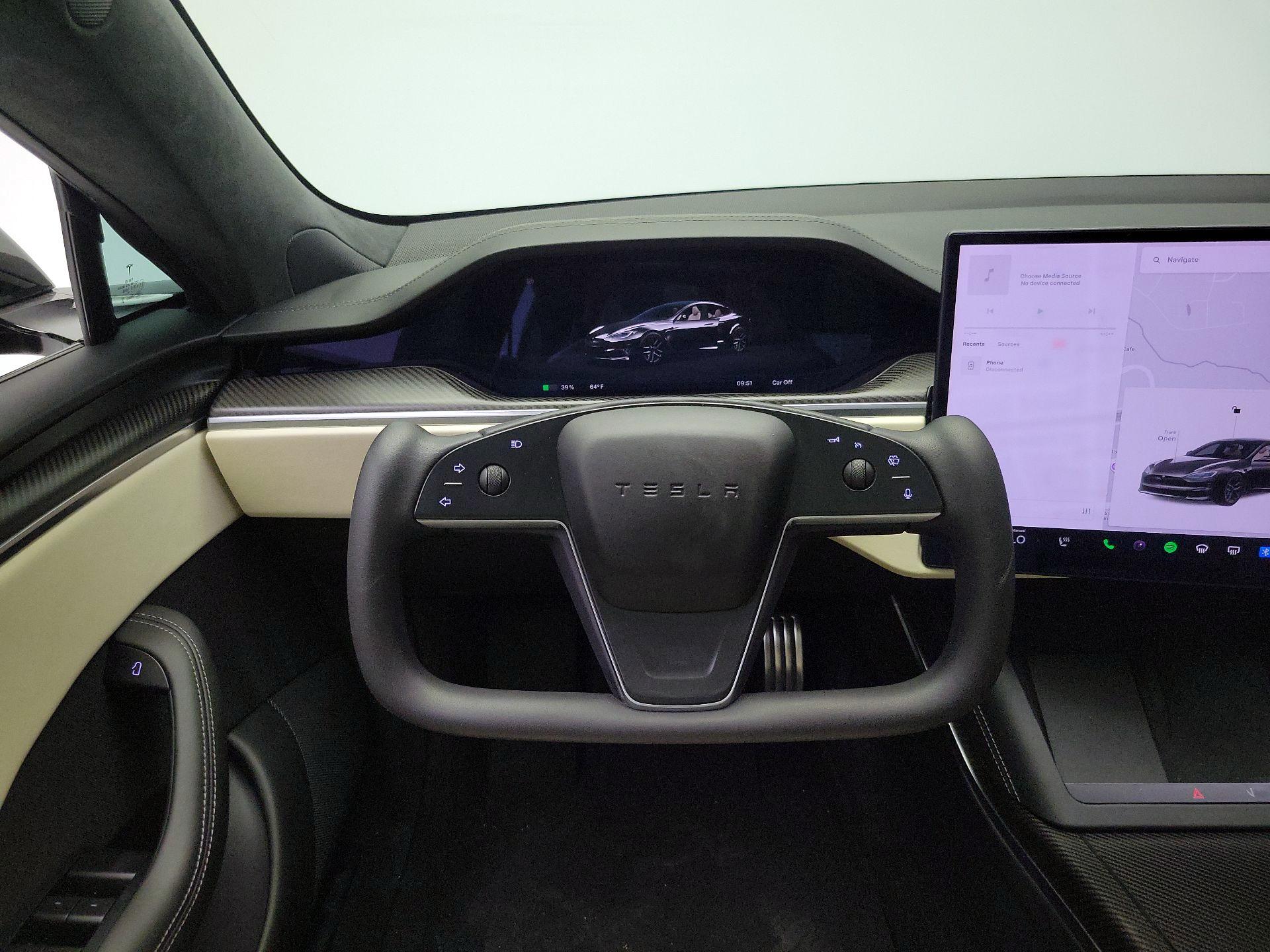 Thumbnail: 2022 Tesla Model S - 10
