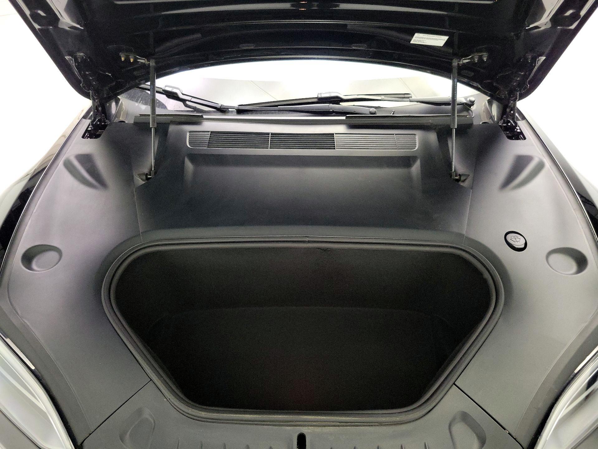 Thumbnail: 2022 Tesla Model S - 20