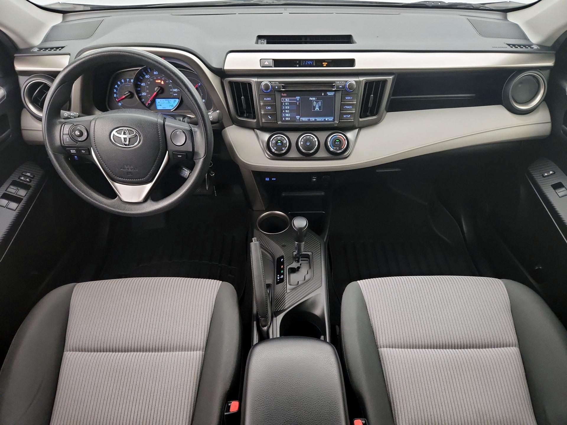 Thumbnail: 2014 Toyota RAV4 - 9