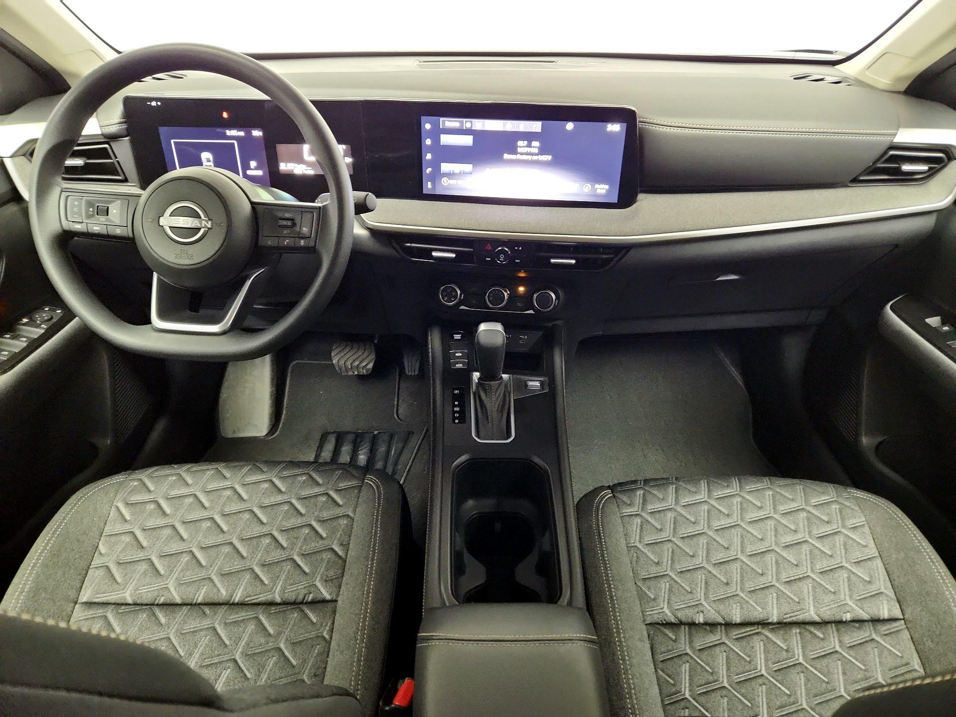 Thumbnail: 2025 Nissan Kicks - 9