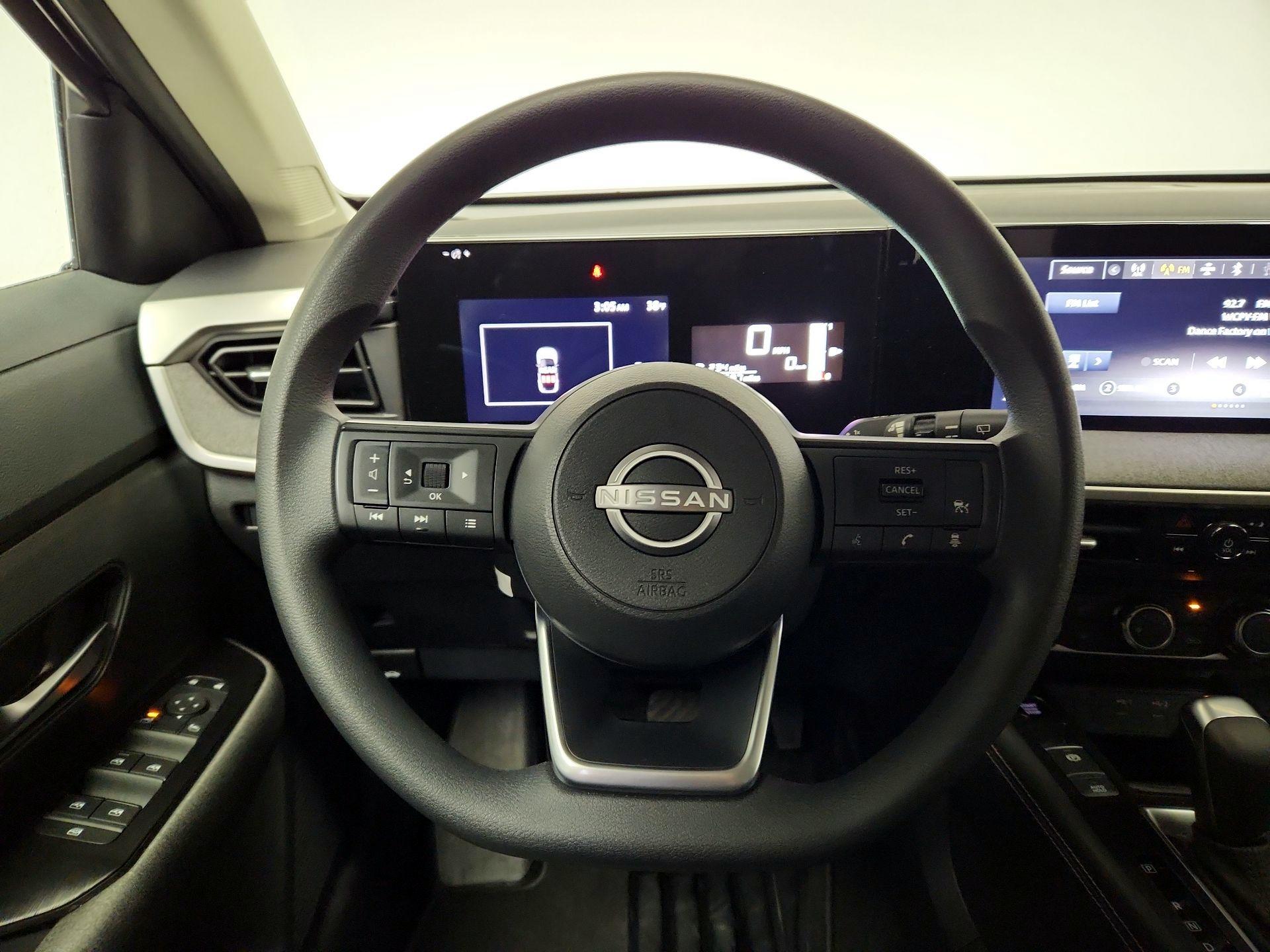 Thumbnail: 2025 Nissan Kicks - 10