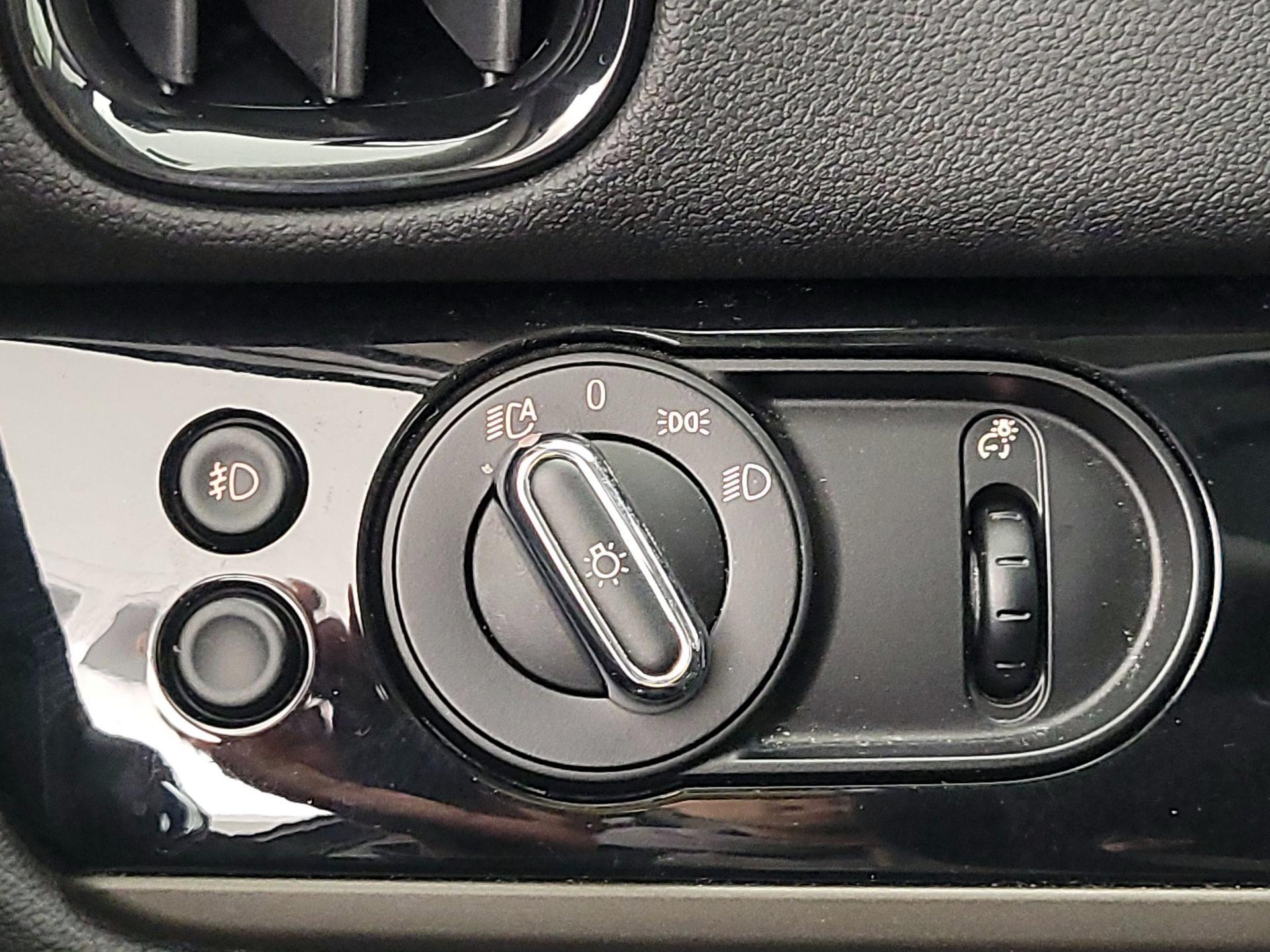 Thumbnail: 2020 MINI Cooper Countryman - 13