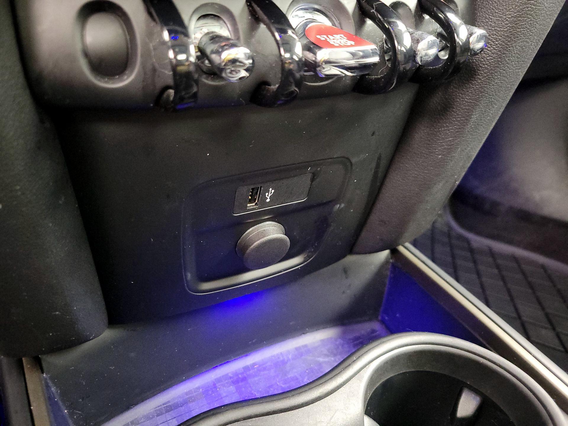Thumbnail: 2020 MINI Cooper Countryman - 19