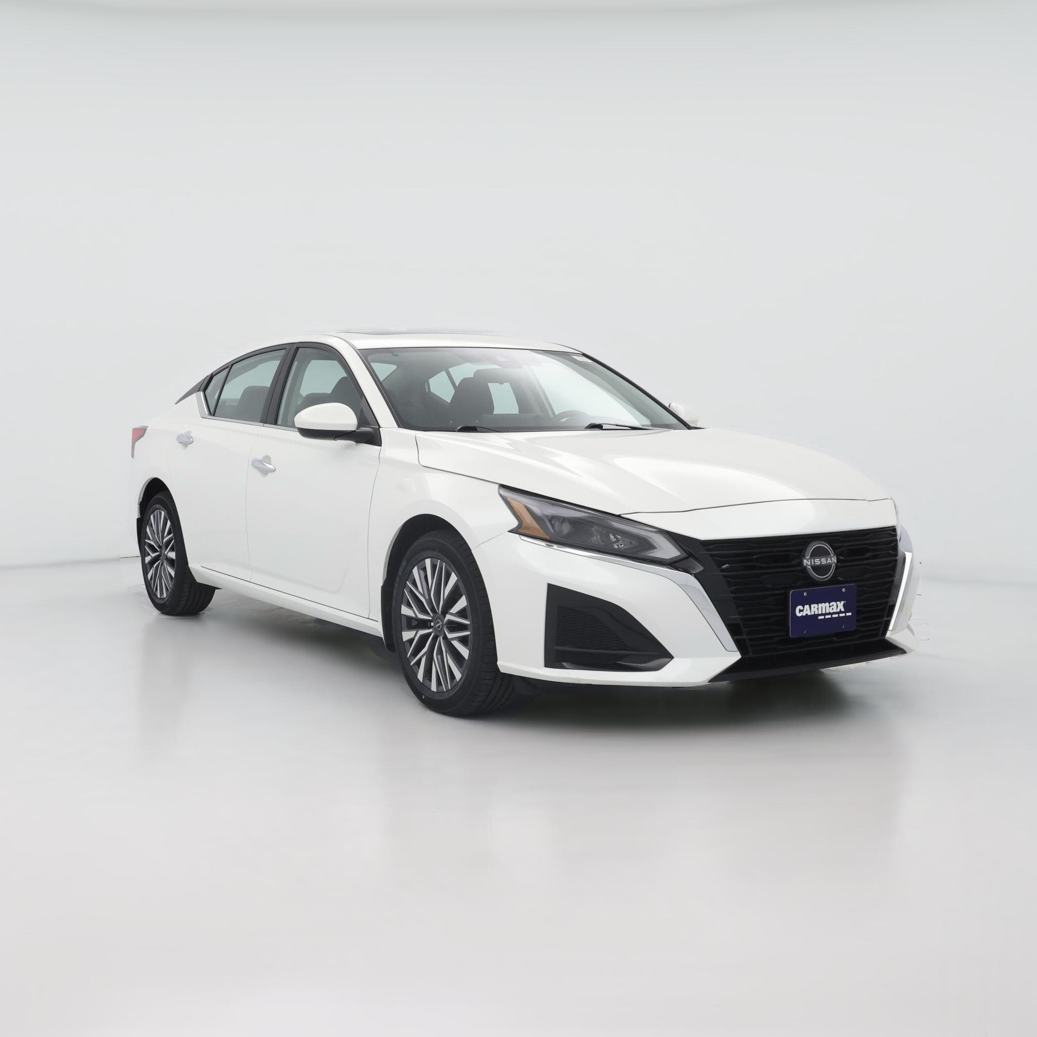 Thumbnail: 2023 Nissan Altima - 1