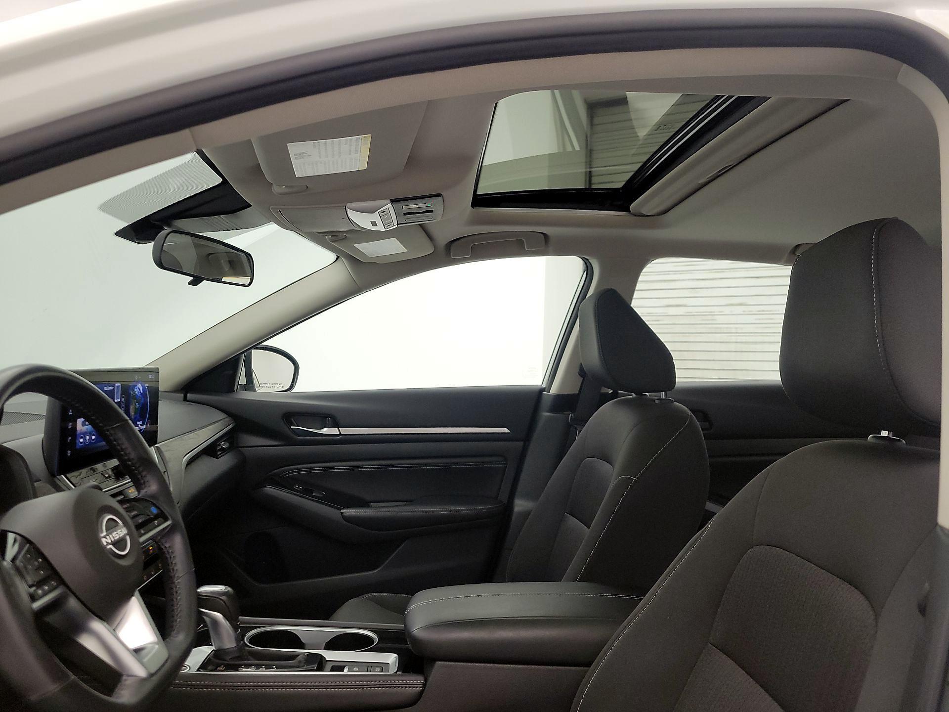Thumbnail: 2023 Nissan Altima - 20