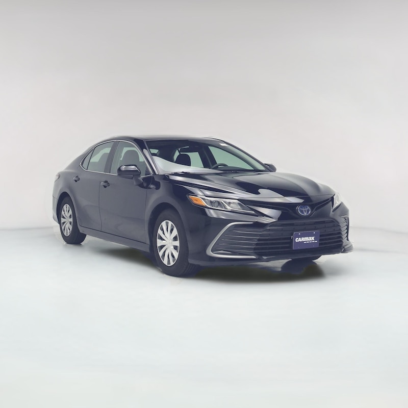 2022 Toyota Camry Hybrid LE