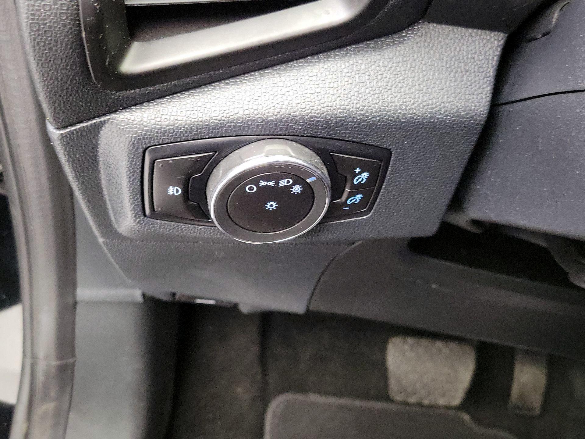 Thumbnail: 2021 Ford EcoSport - 13