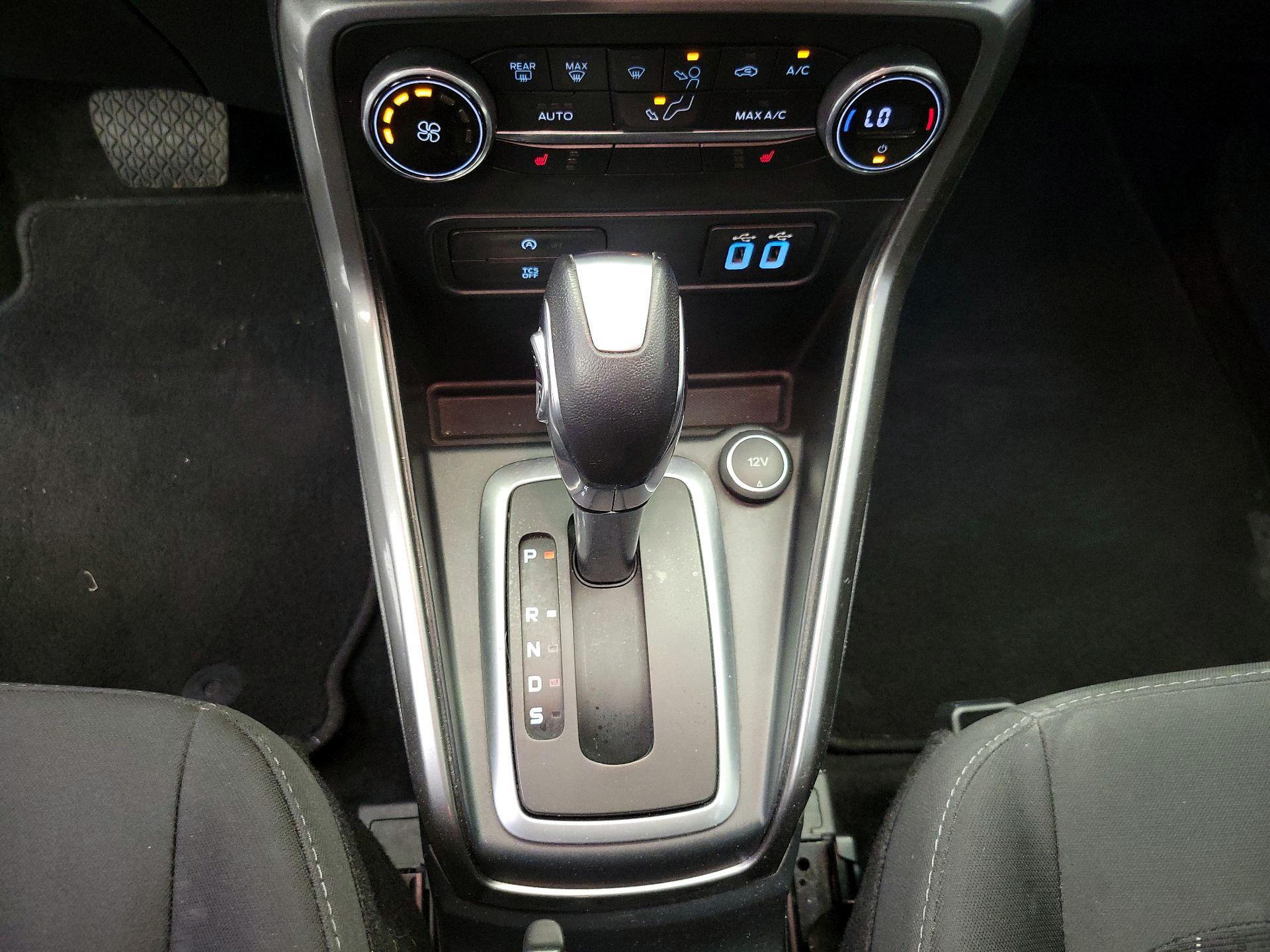 Thumbnail: 2021 Ford EcoSport - 18