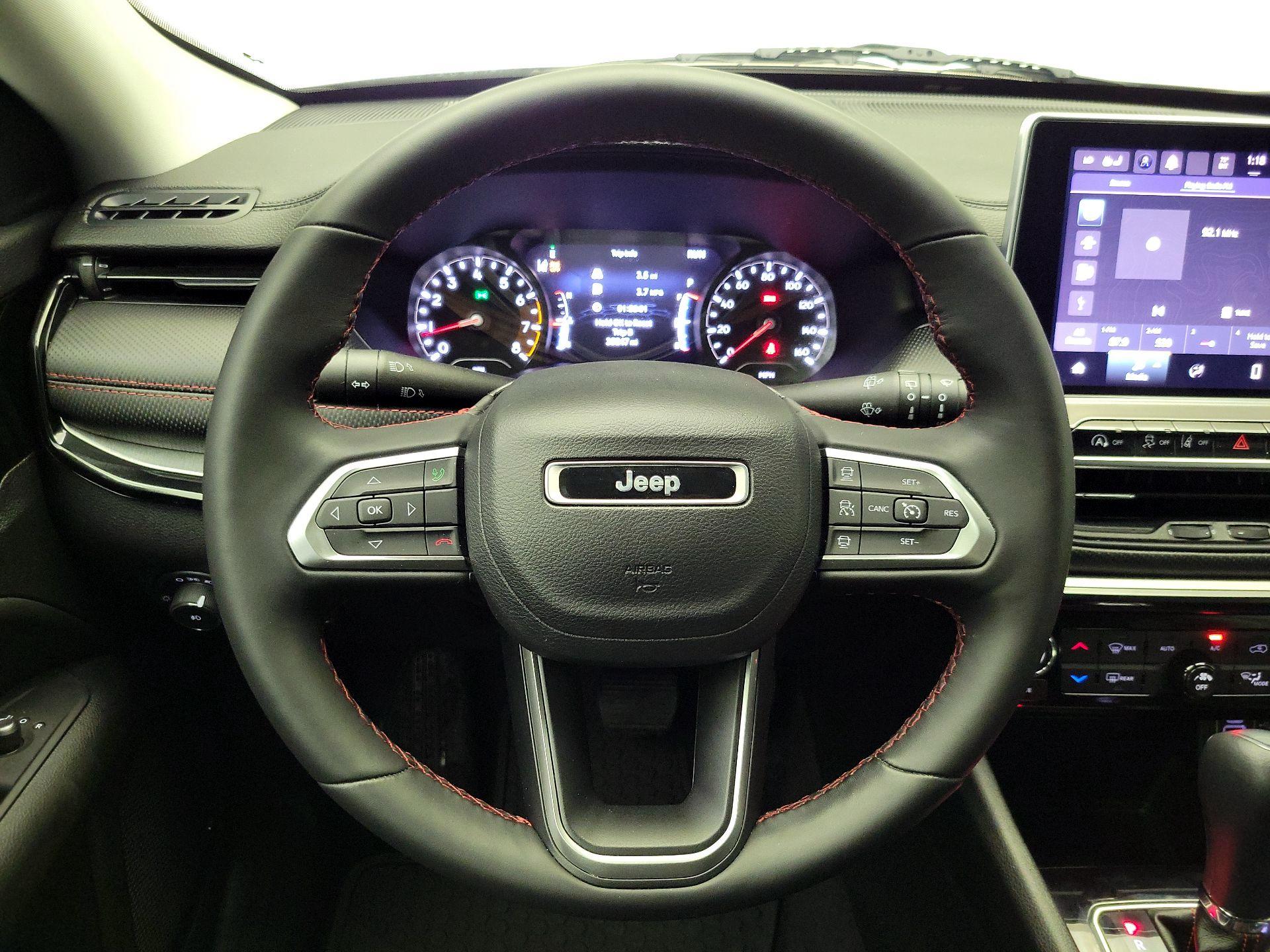 Thumbnail: 2022 Jeep Compass - 10