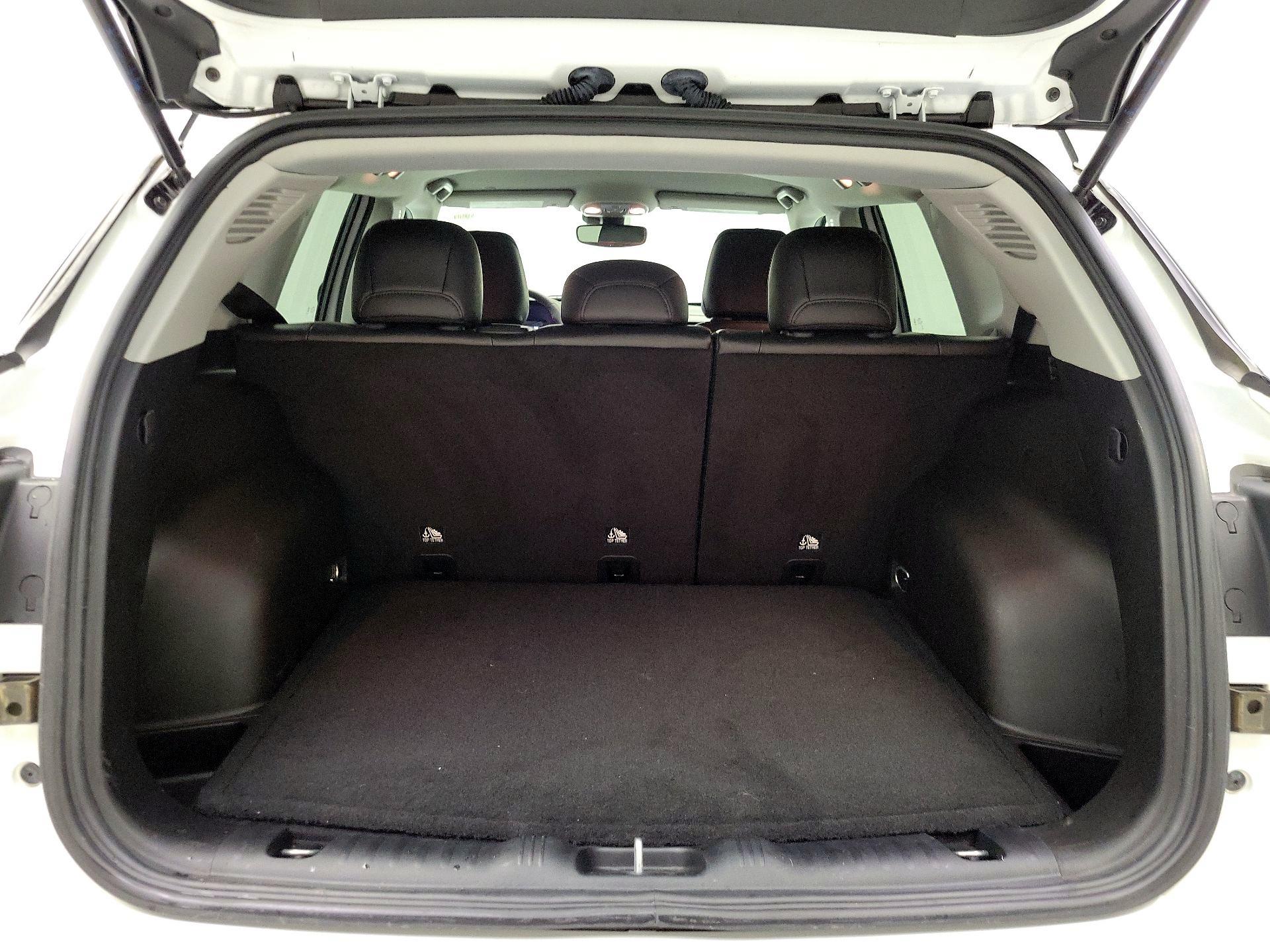 Thumbnail: 2022 Jeep Compass - 20