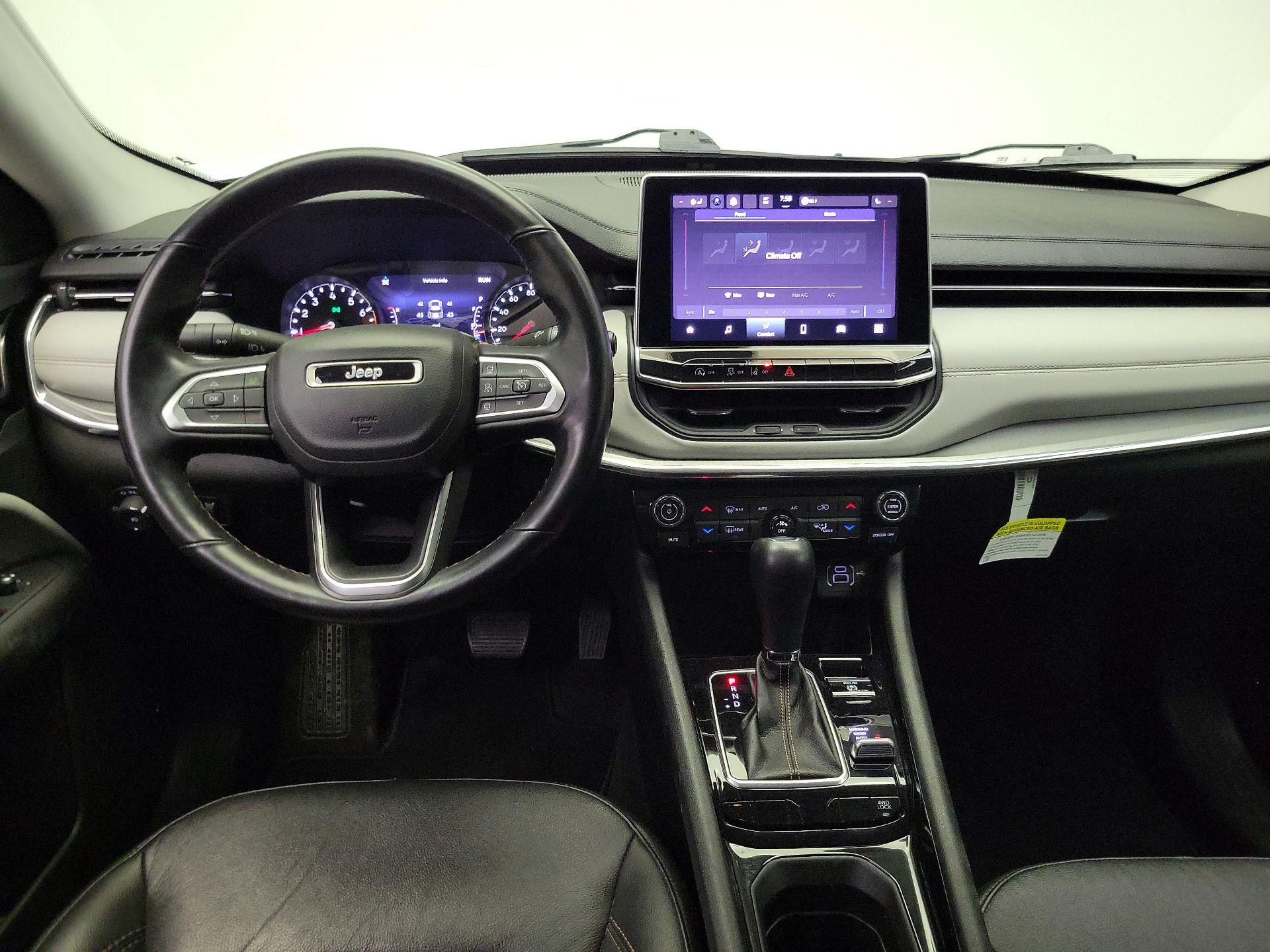 Thumbnail: 2022 Jeep Compass - 9