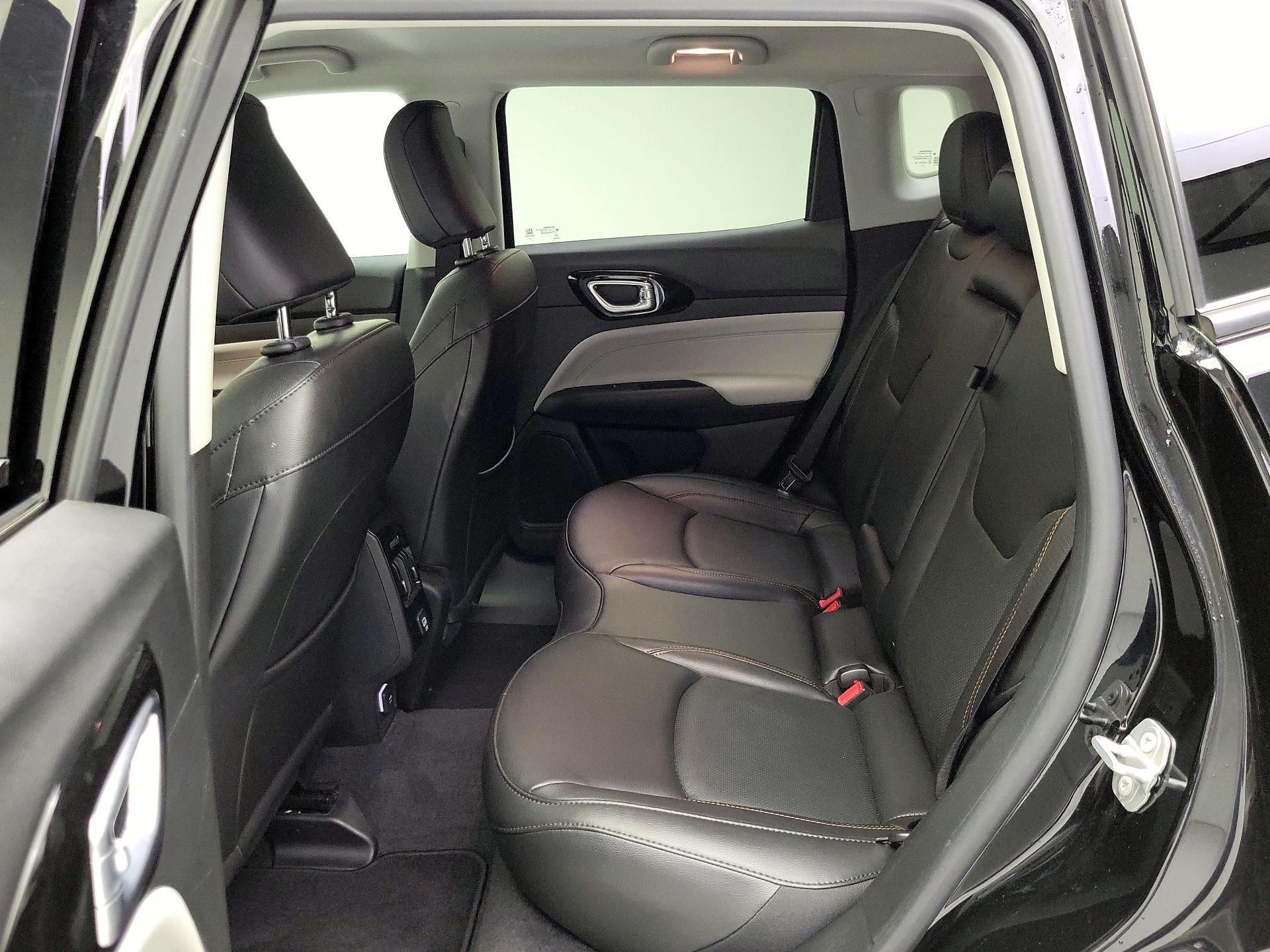 Thumbnail: 2022 Jeep Compass - 19