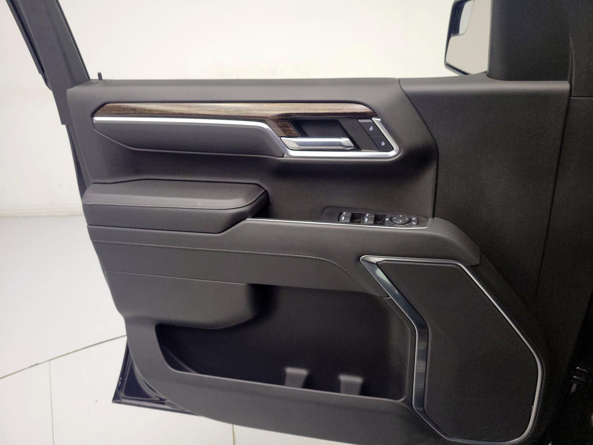 Thumbnail: 2022 GMC Sierra 1500 - 12