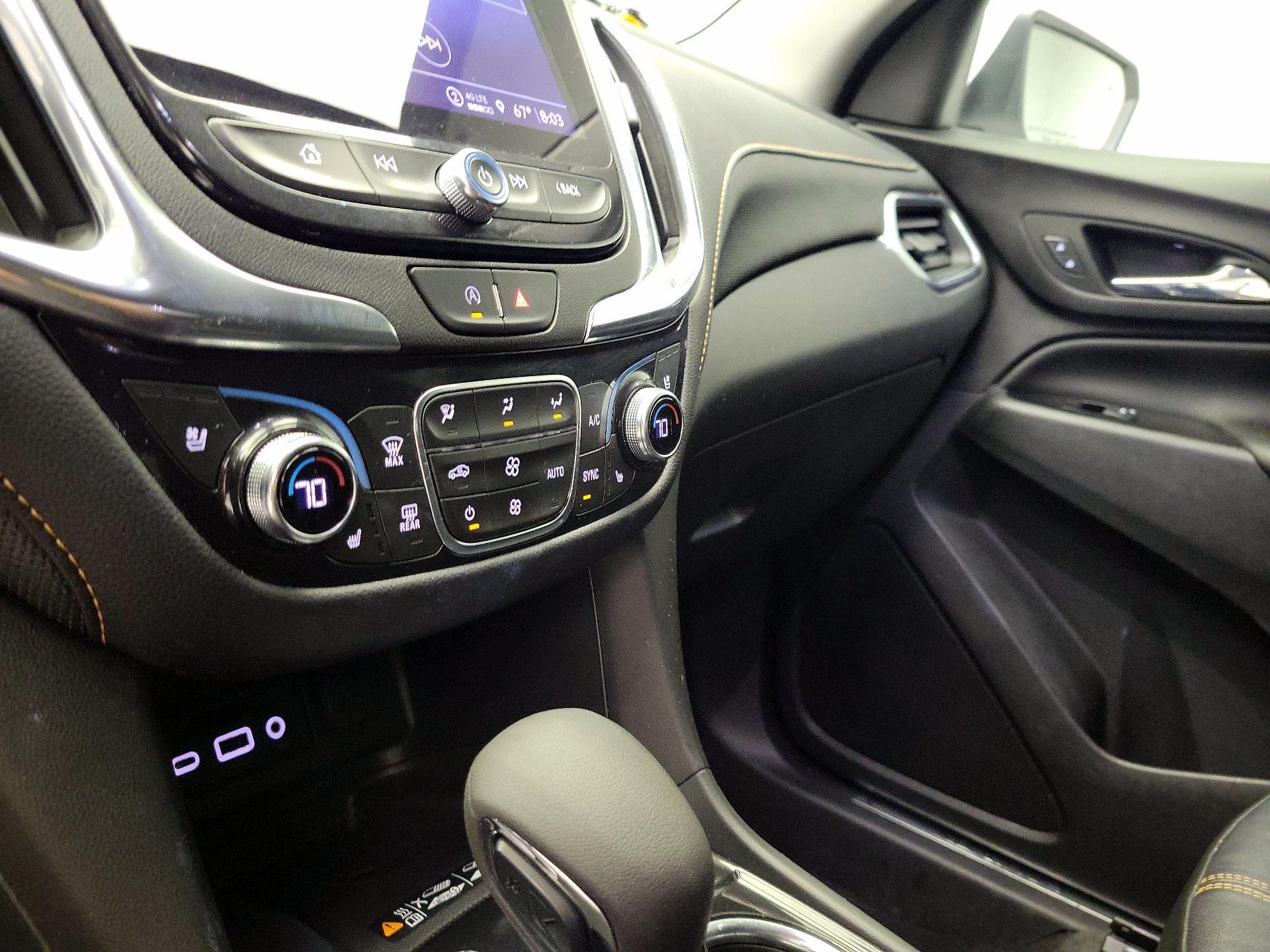 Thumbnail: 2022 Chevrolet Equinox - 16