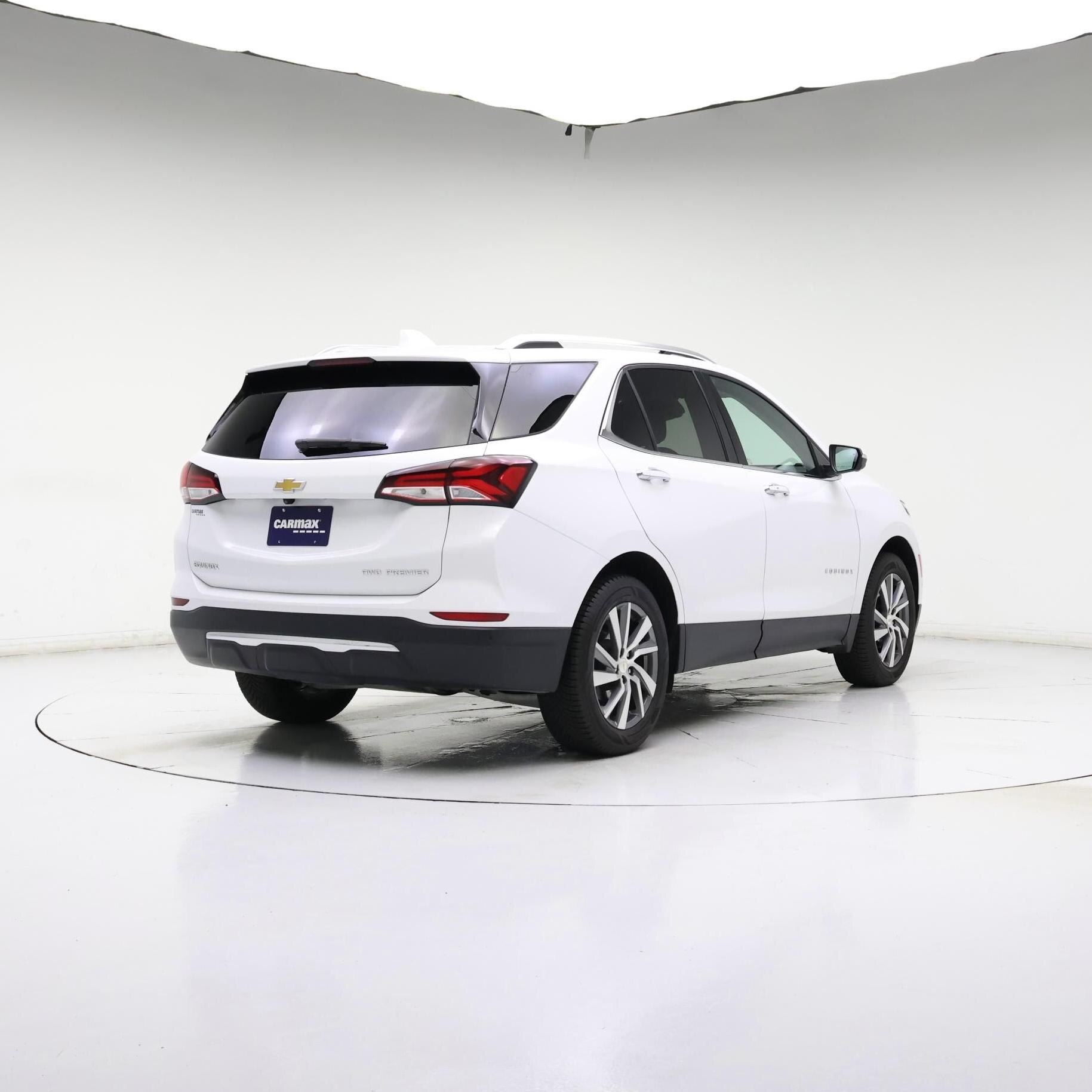 Thumbnail: 2022 Chevrolet Equinox - 8