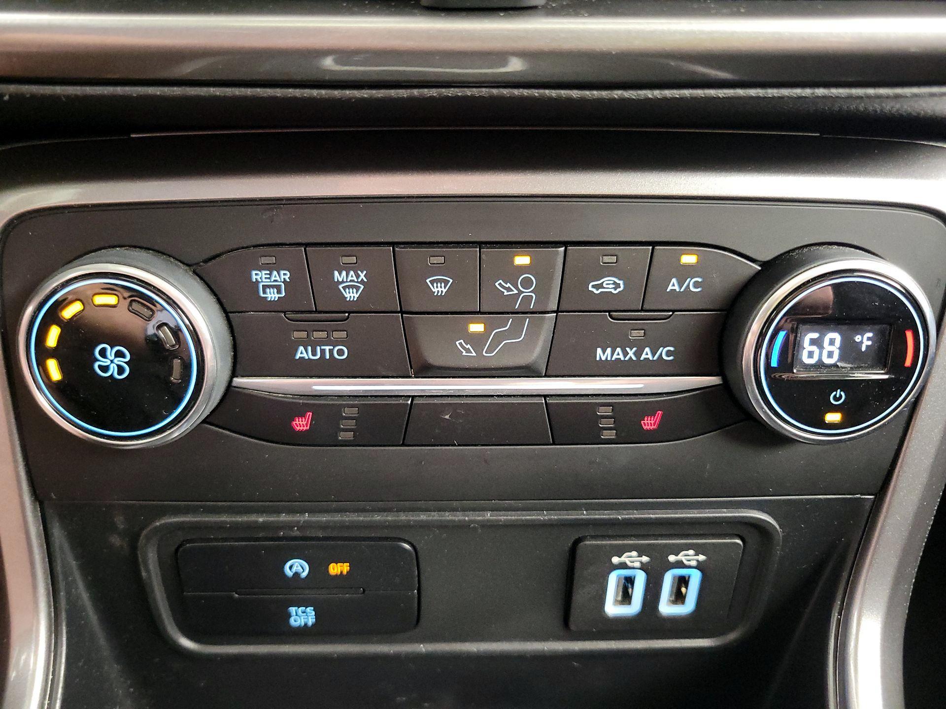 Thumbnail: 2020 Ford EcoSport - 16