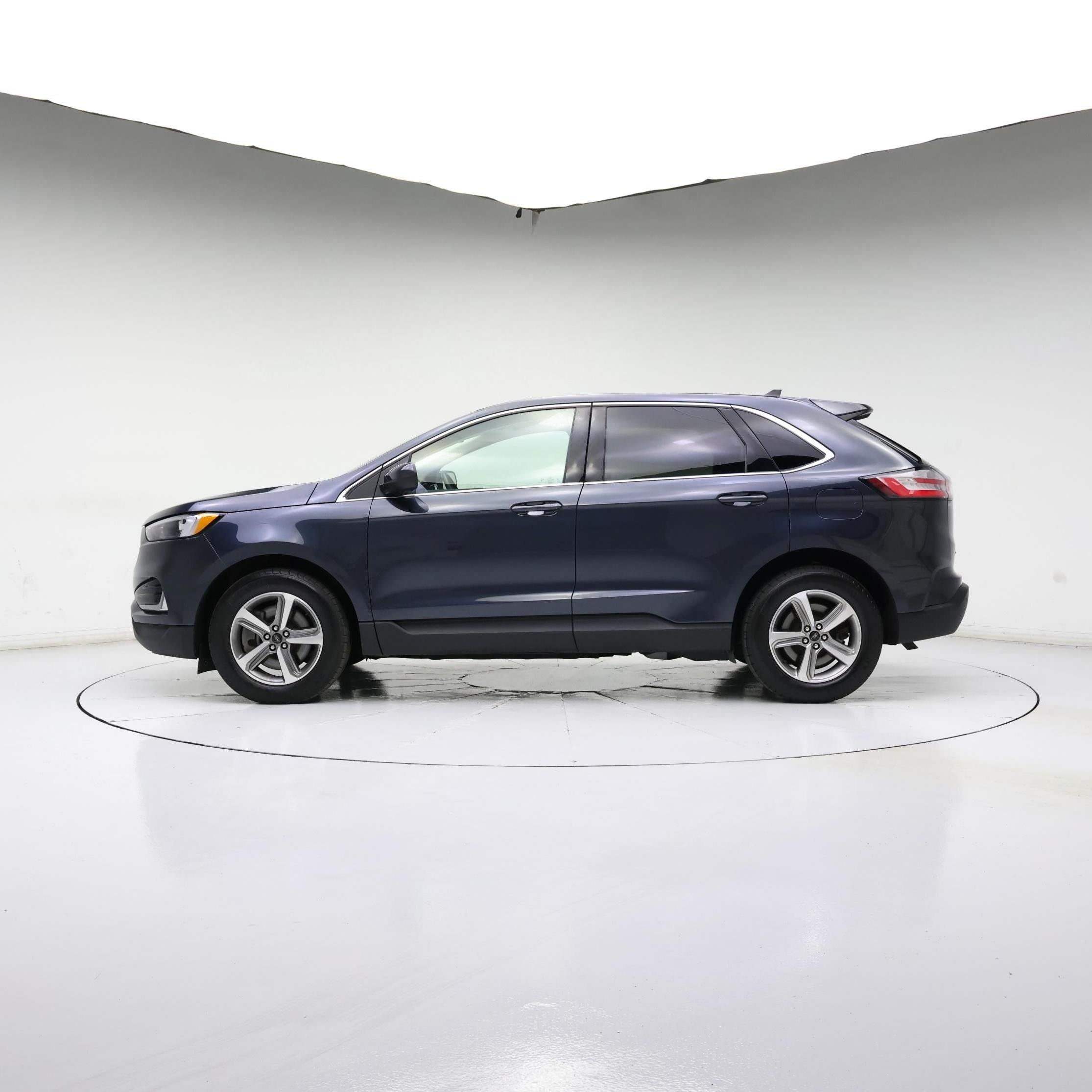 Thumbnail: 2023 Ford Edge - 3
