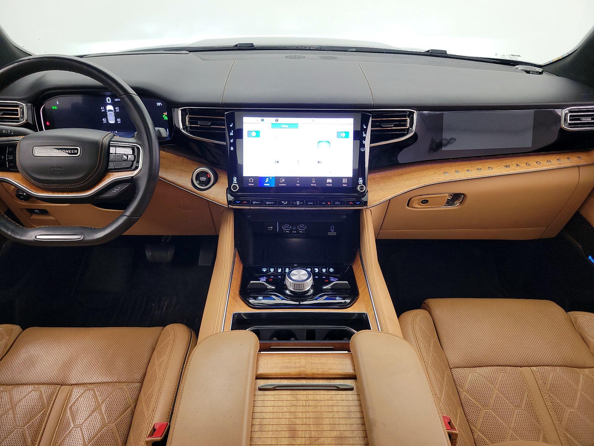 Thumbnail: 2022 Jeep Grand Wagoneer - 9