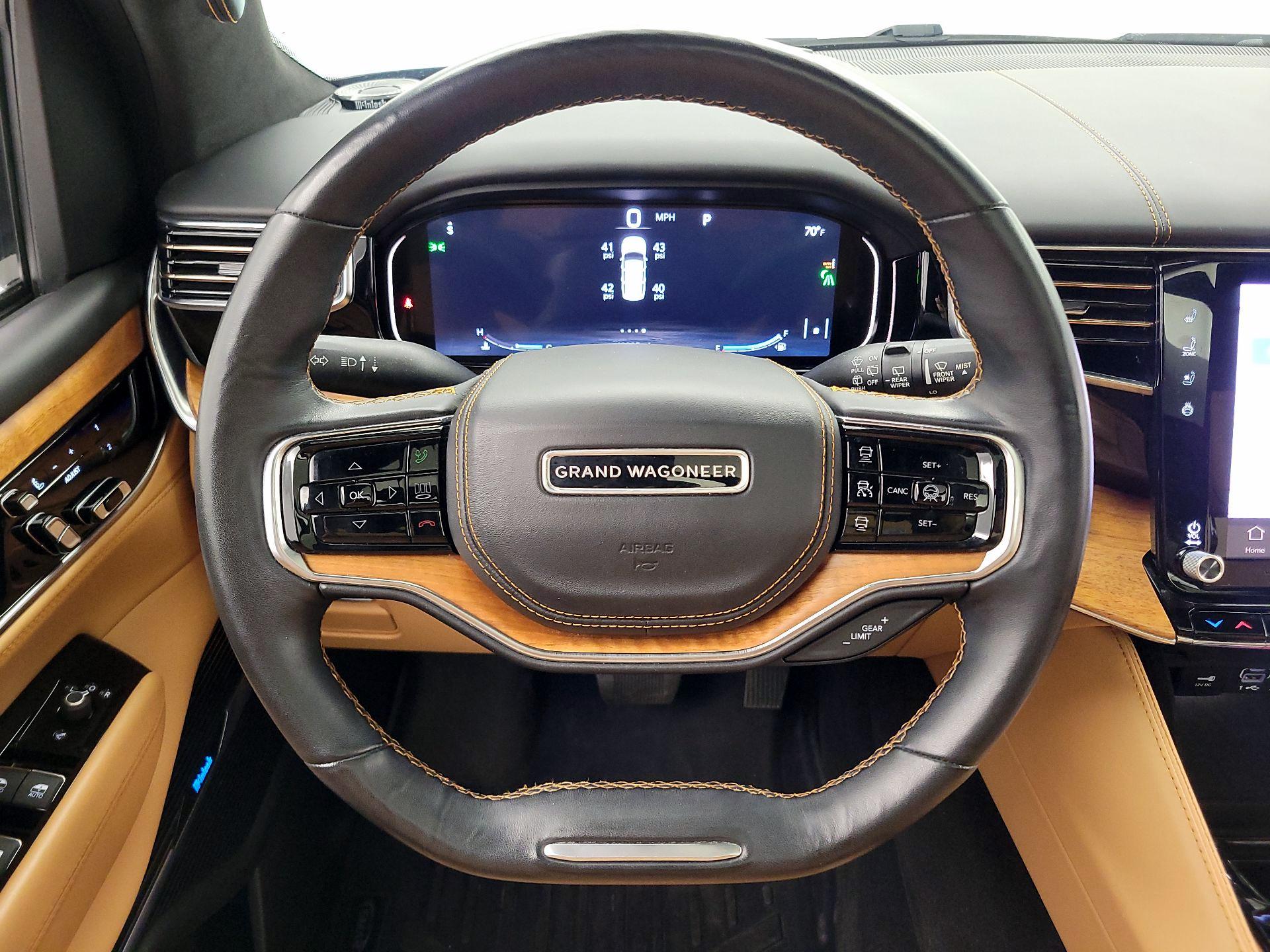 Thumbnail: 2022 Jeep Grand Wagoneer - 10