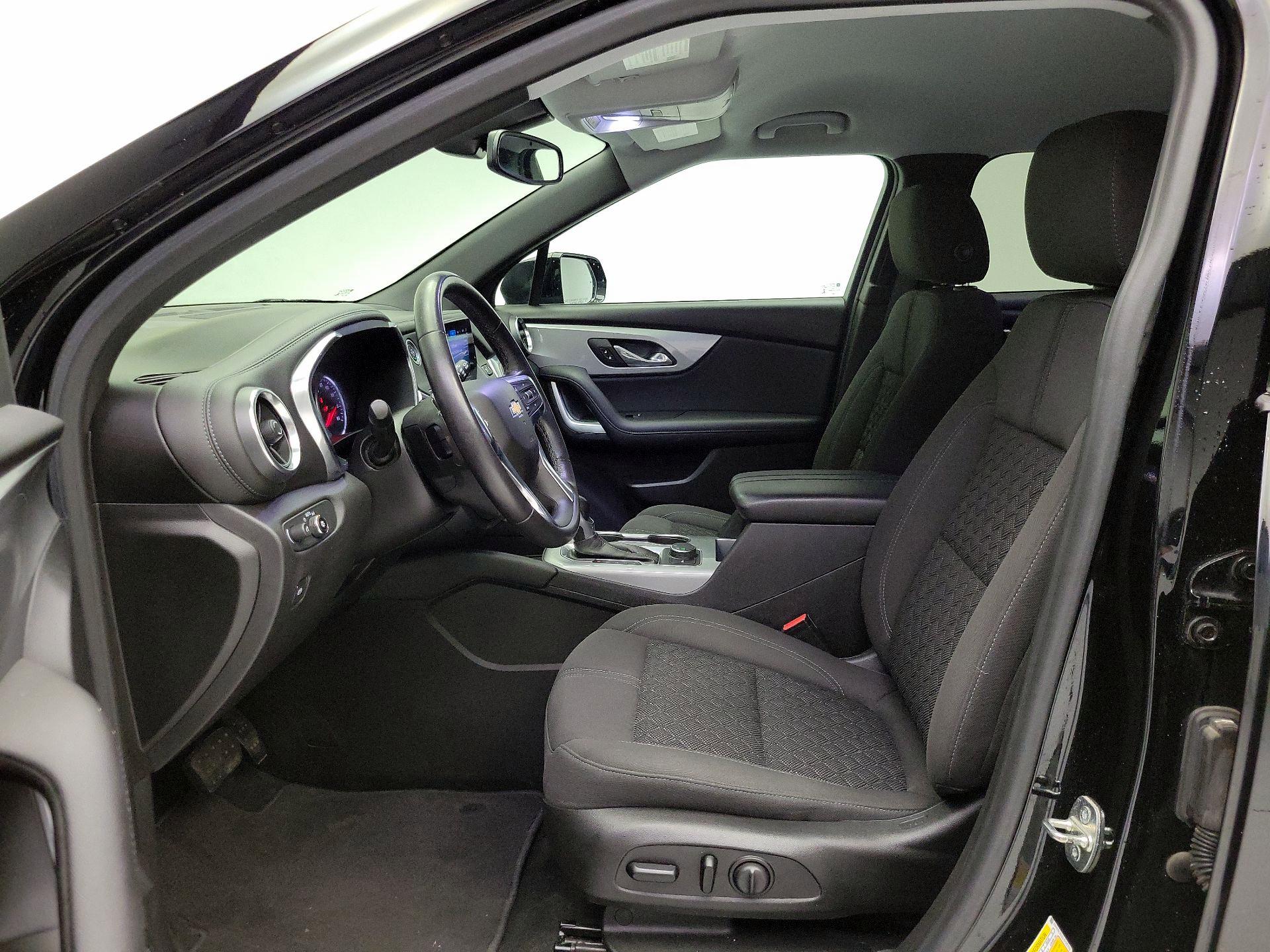 Thumbnail: 2020 Chevrolet Blazer - 11