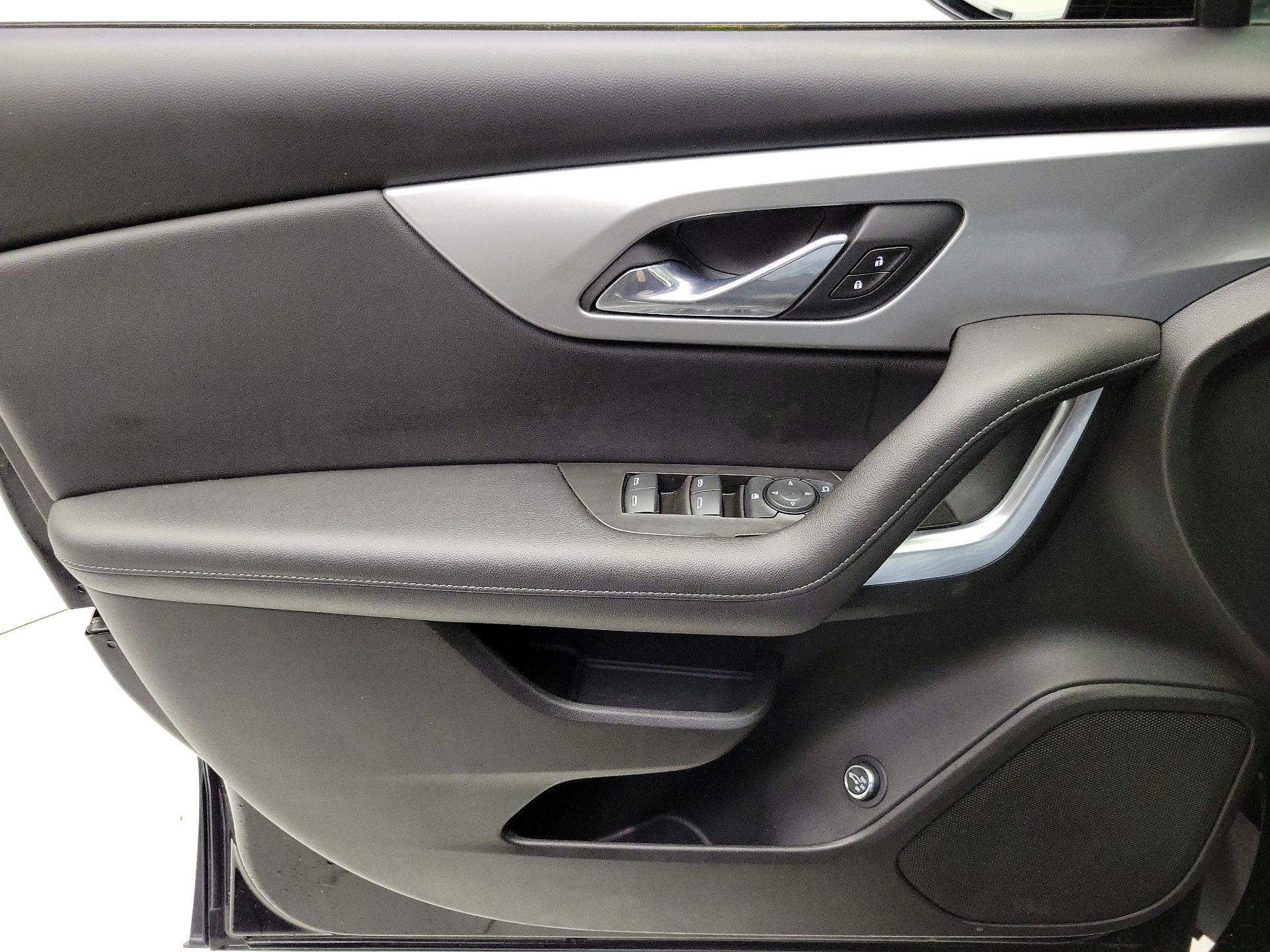 Thumbnail: 2020 Chevrolet Blazer - 12