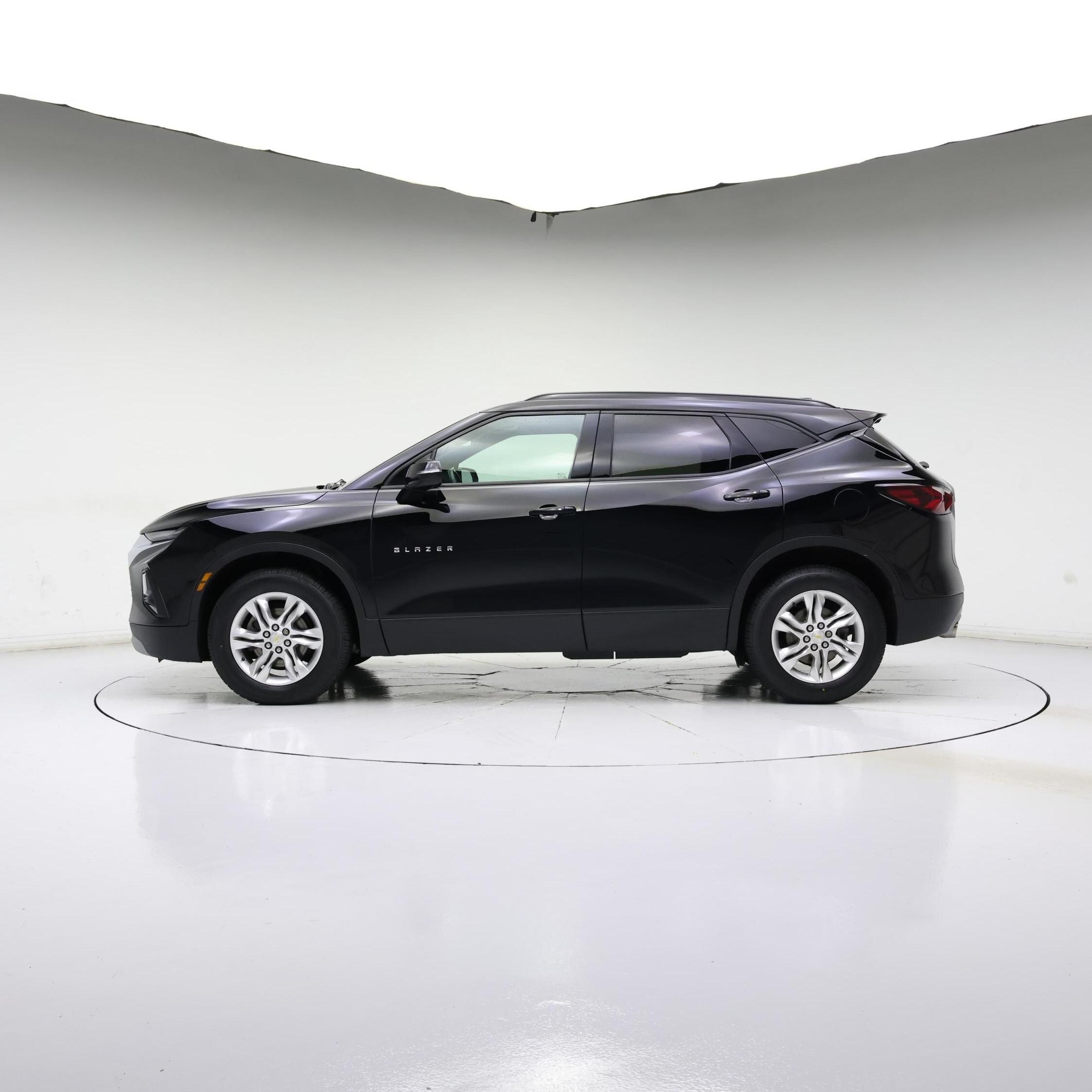 Thumbnail: 2020 Chevrolet Blazer - 3