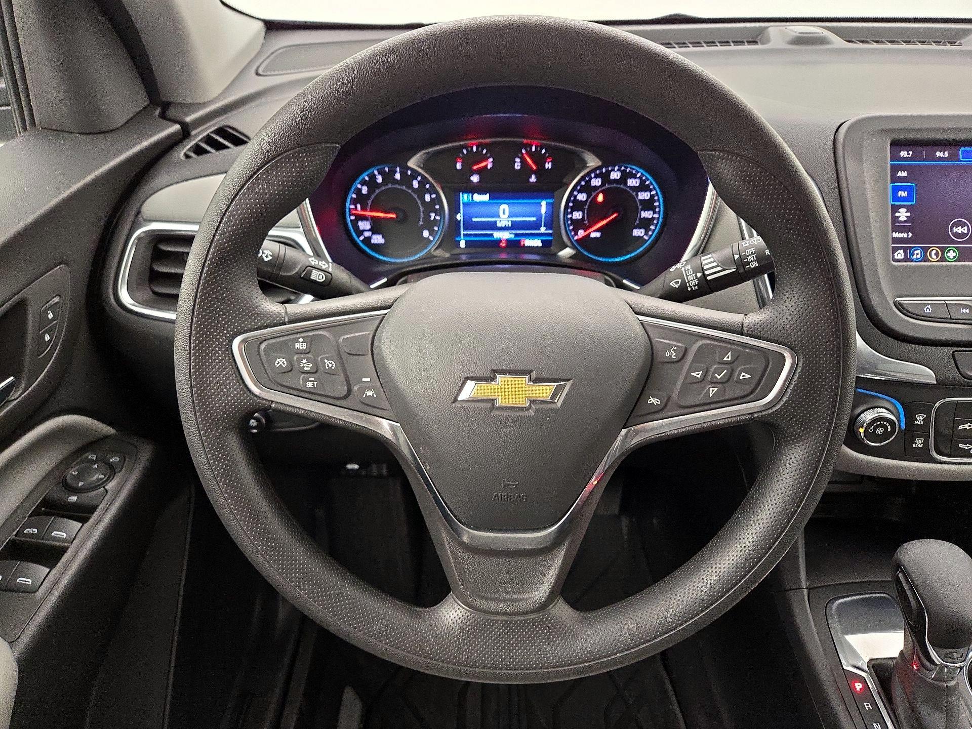 Thumbnail: 2023 Chevrolet Equinox - 10