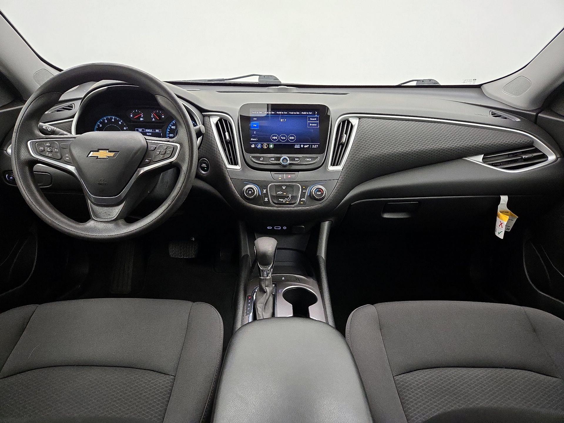 Thumbnail: 2023 Chevrolet Malibu - 9