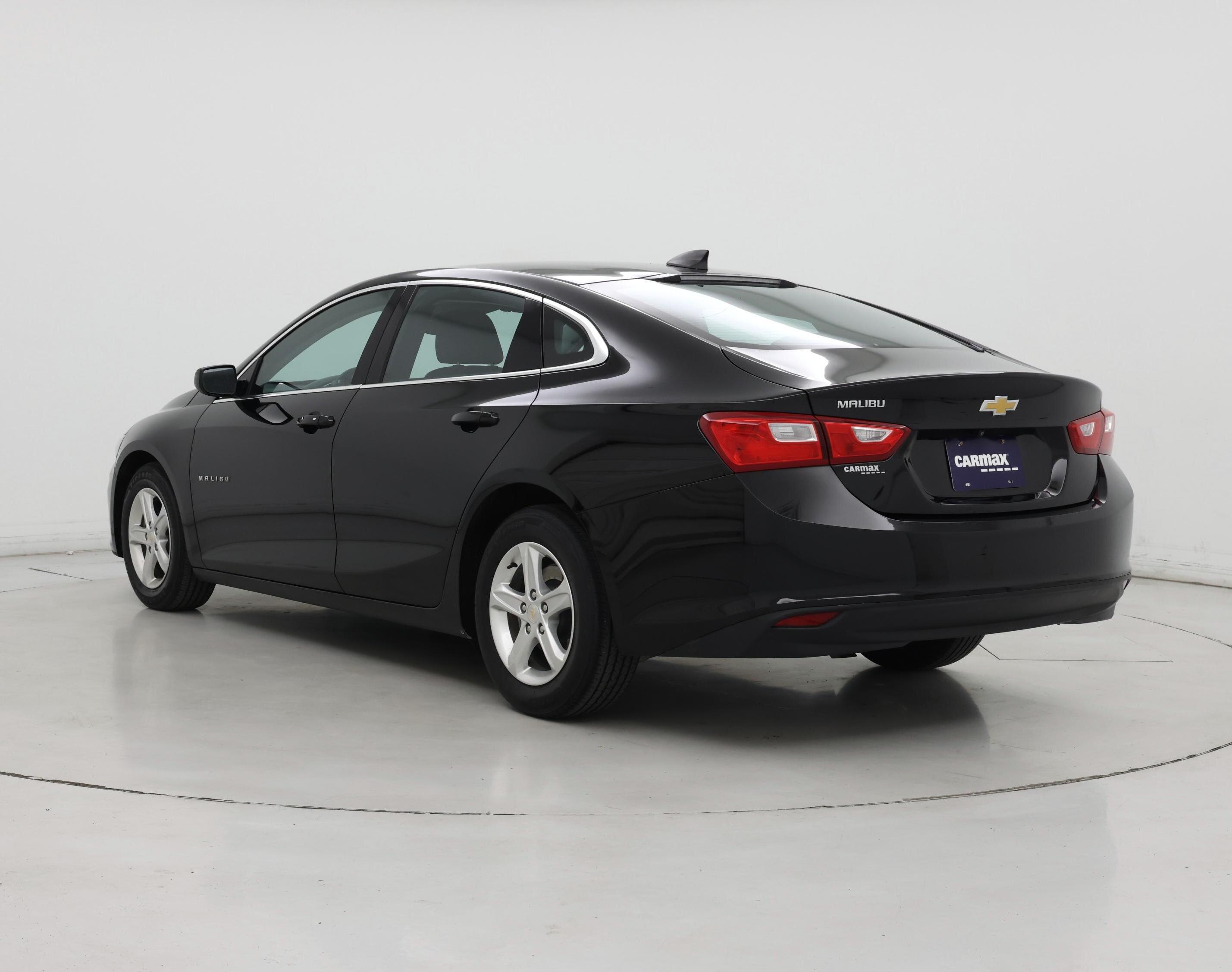 Thumbnail: 2023 Chevrolet Malibu - 2