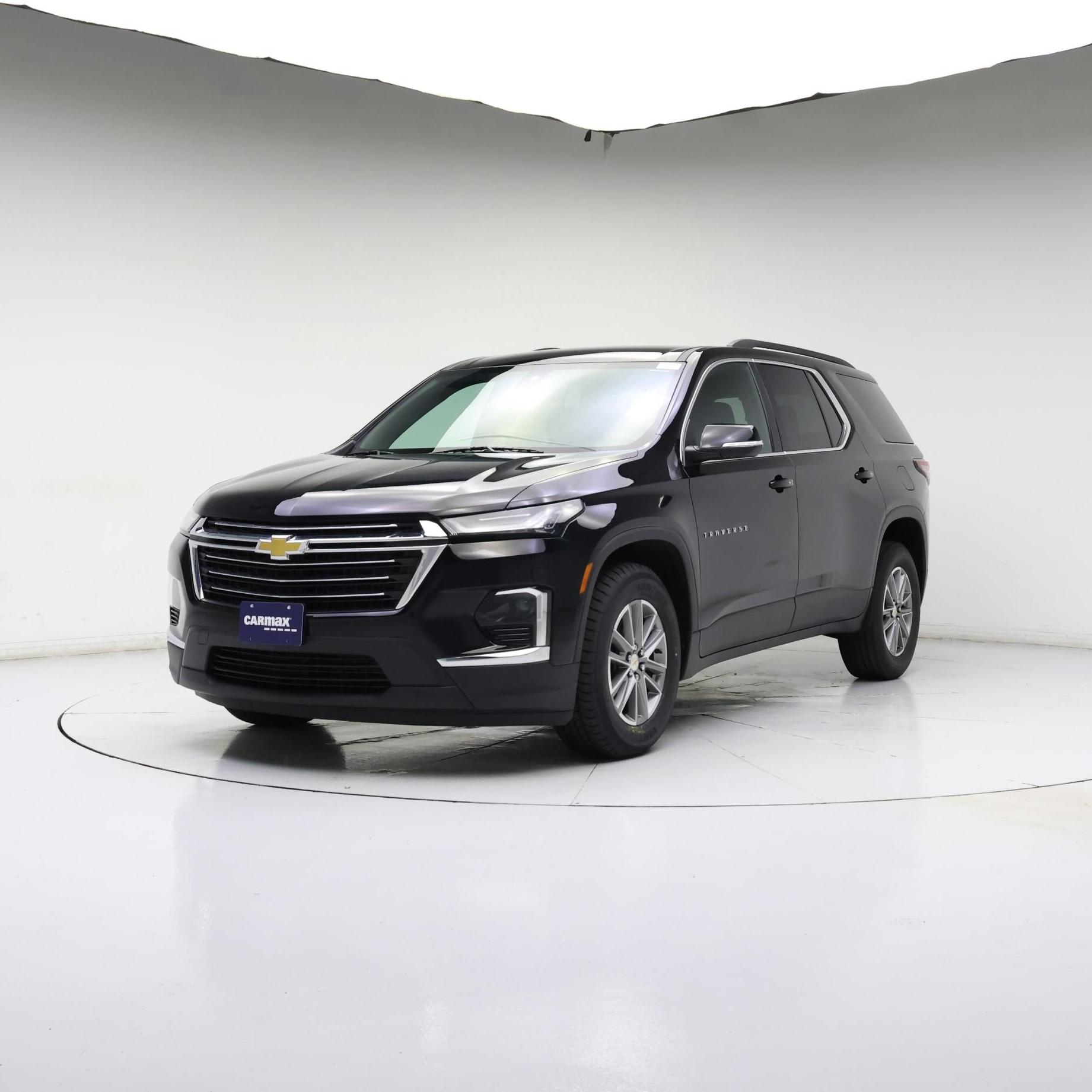 Thumbnail: 2023 Chevrolet Traverse - 4