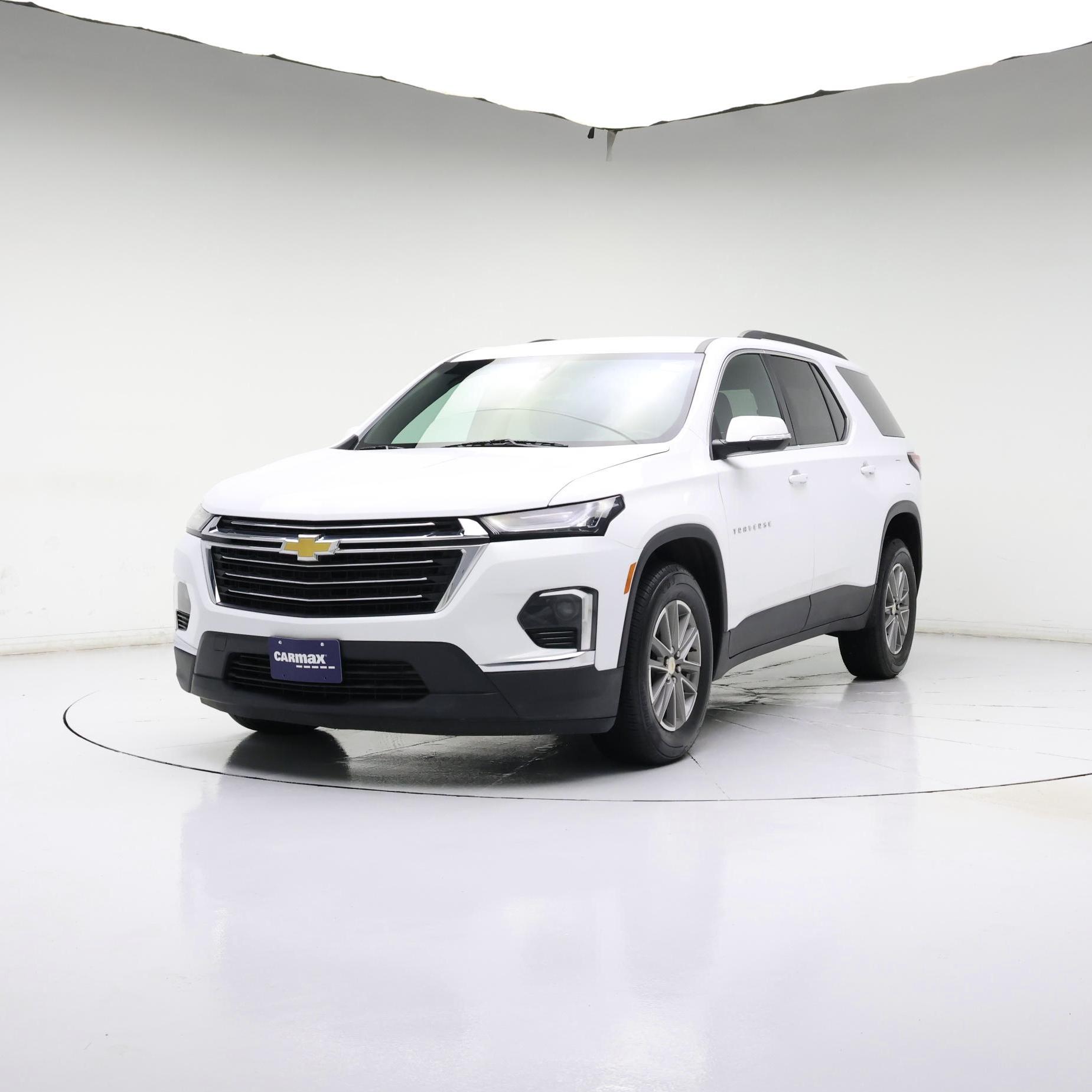 Thumbnail: 2023 Chevrolet Traverse - 4