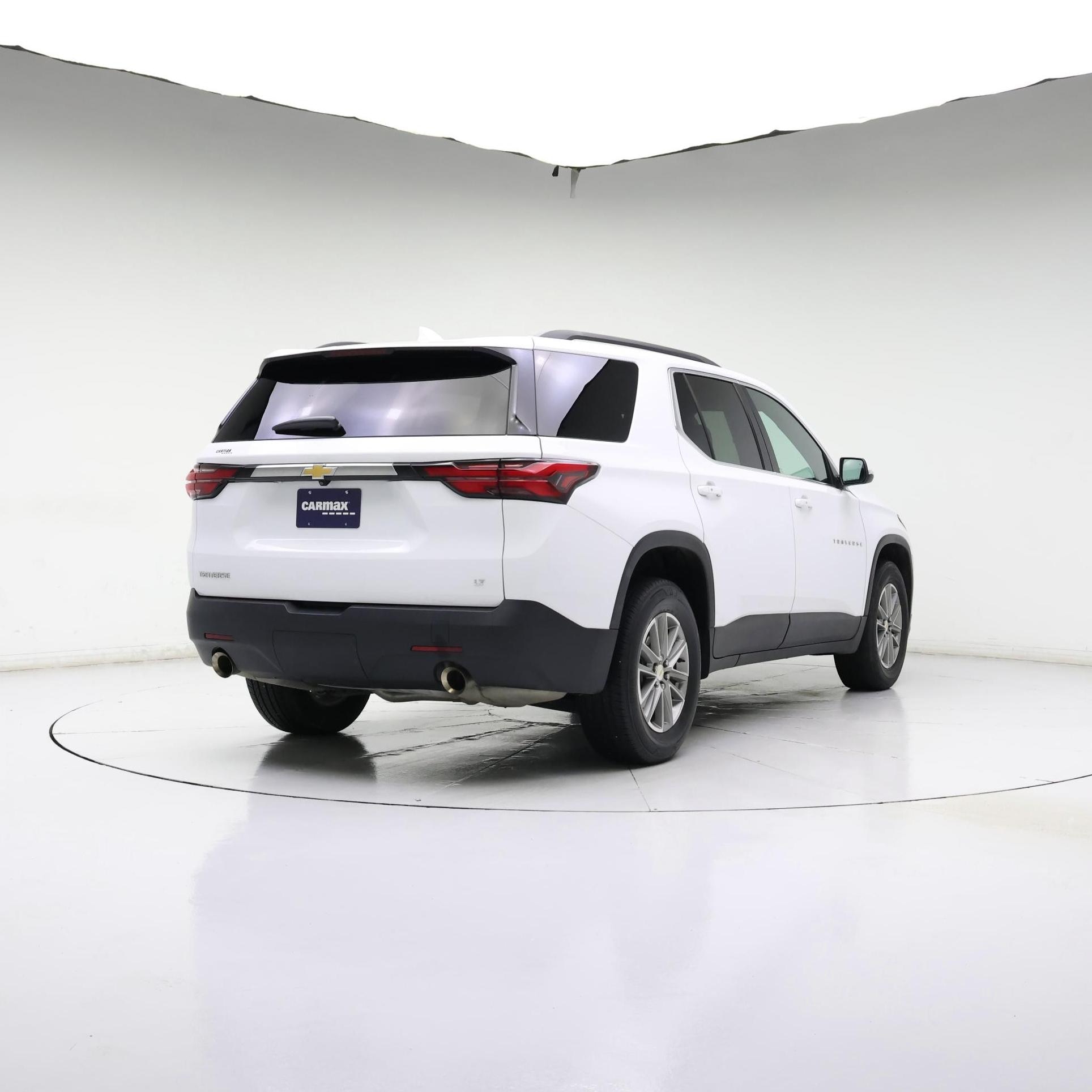 Thumbnail: 2023 Chevrolet Traverse - 8