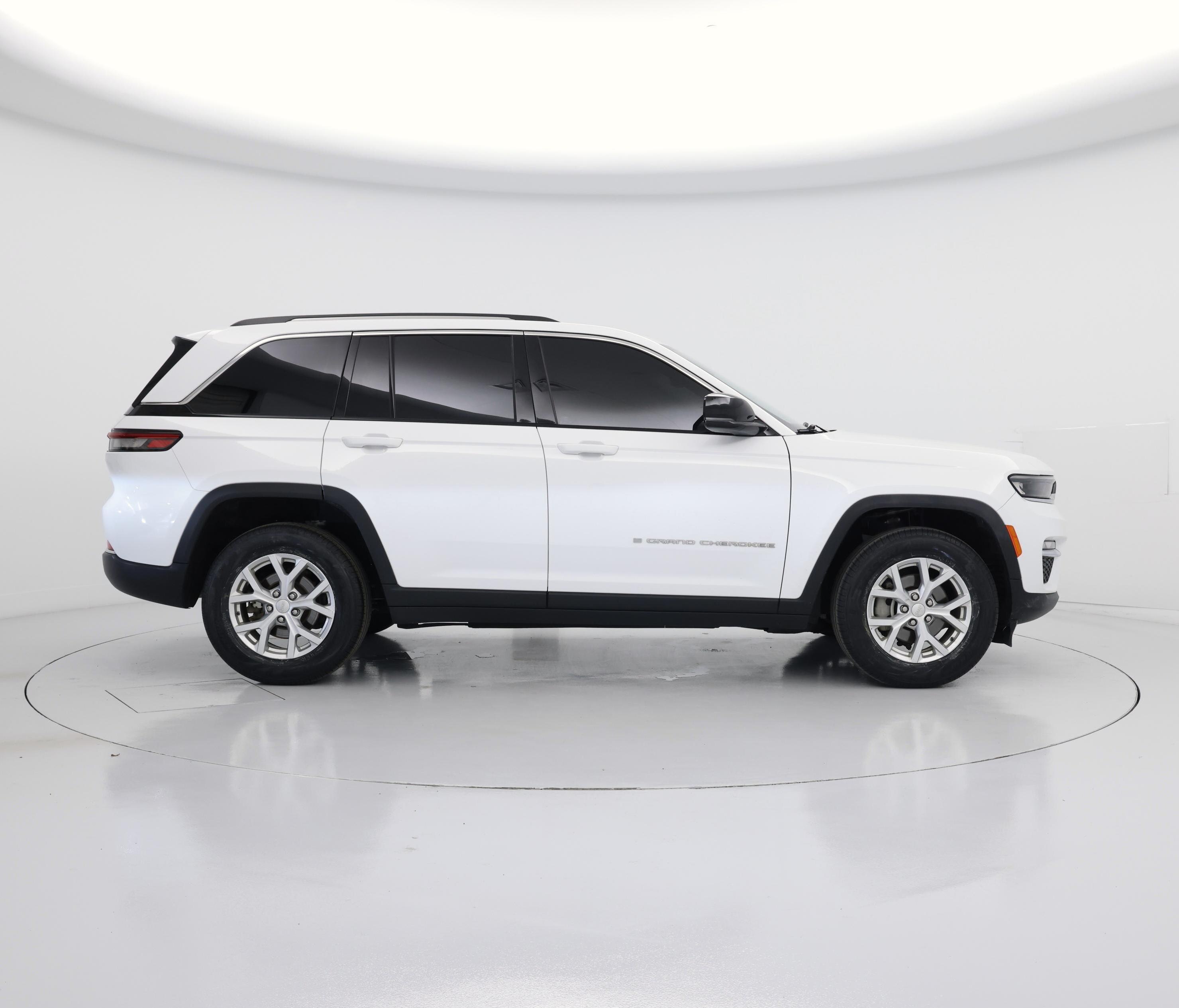 Thumbnail: 2023 Jeep Grand Cherokee - 7