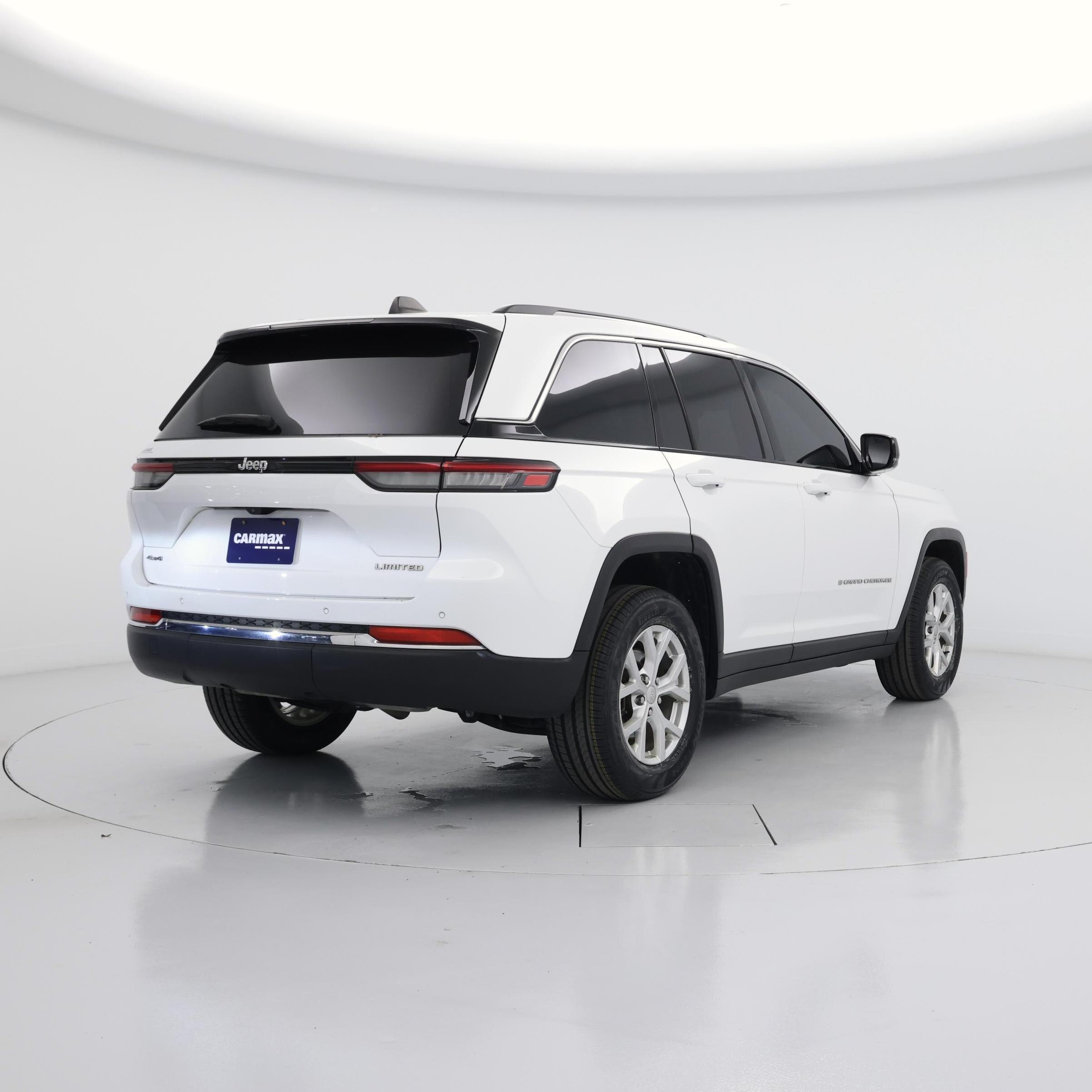 Thumbnail: 2023 Jeep Grand Cherokee - 8