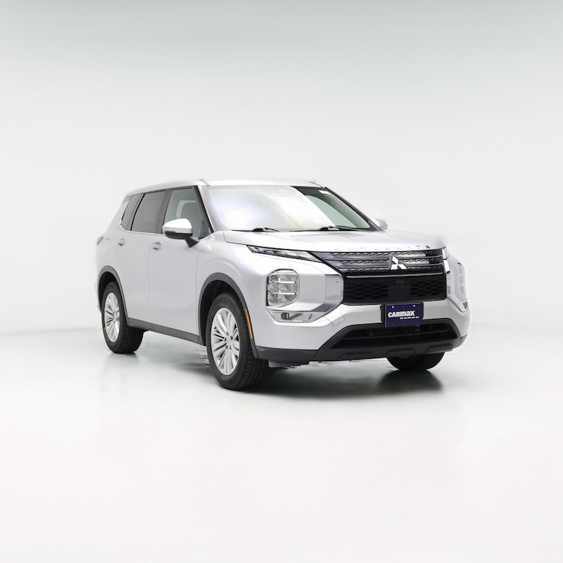 2024 Mitsubishi Outlander ES
