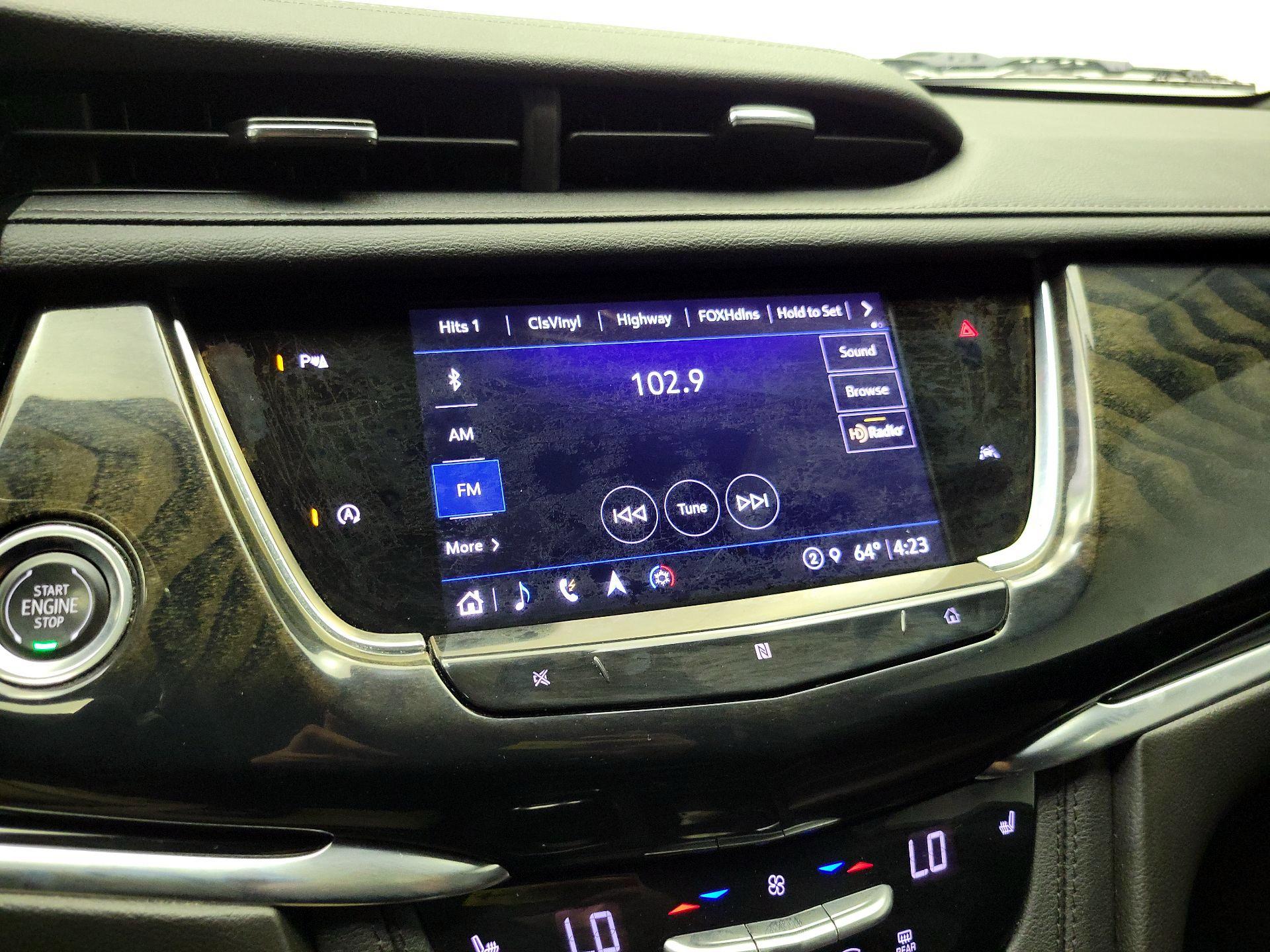 Thumbnail: 2021 Cadillac XT6 - 16