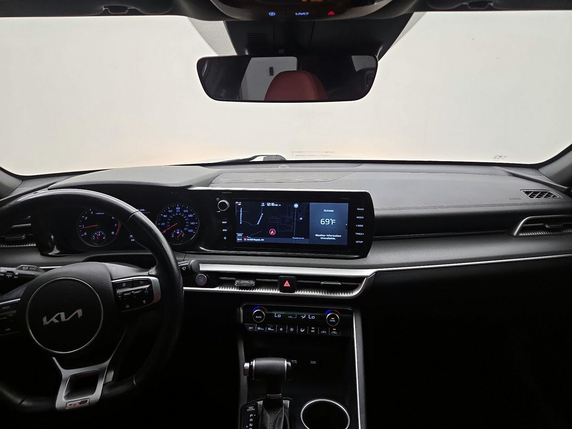 Thumbnail: 2022 Kia K5 - 9