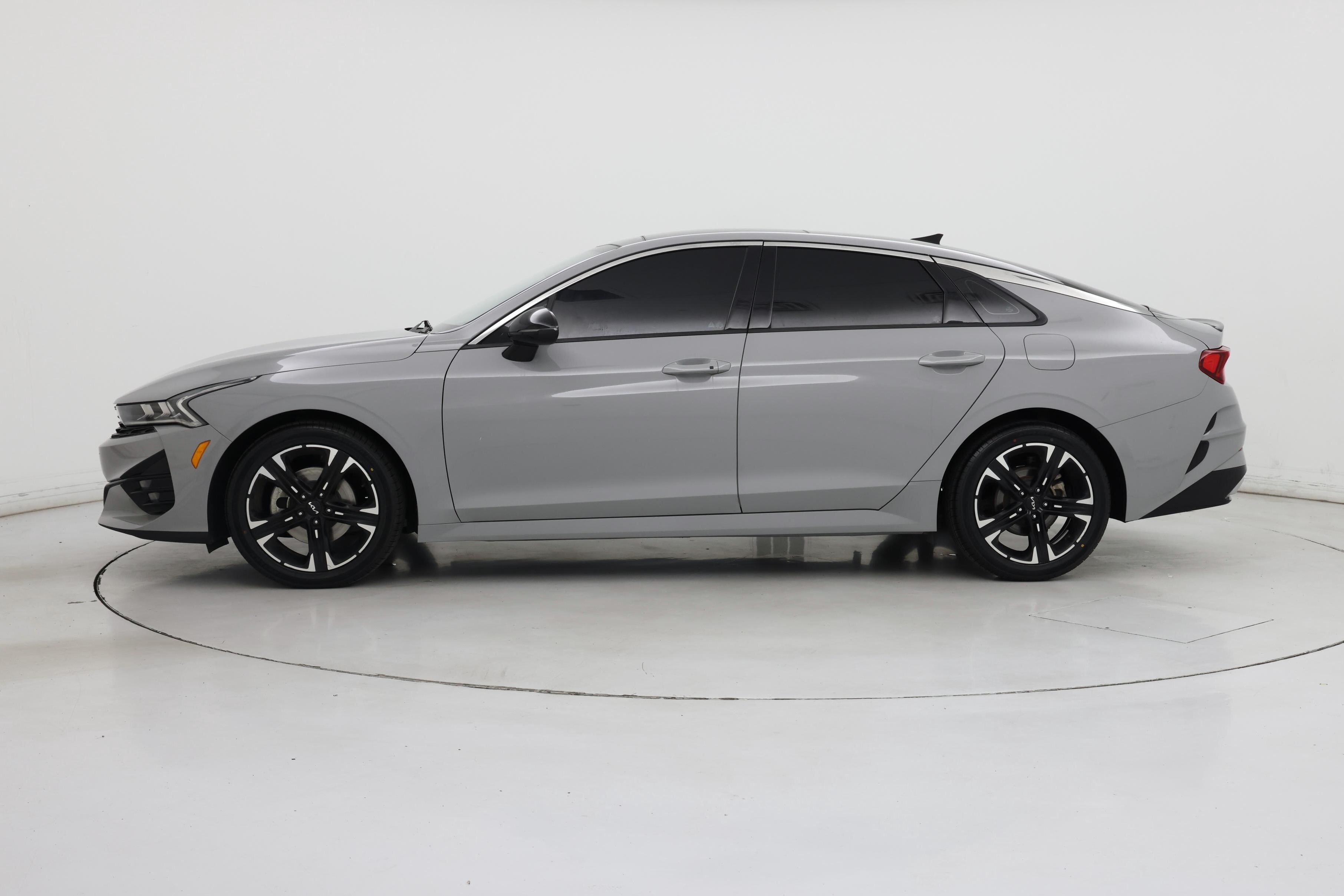 Thumbnail: 2022 Kia K5 - 3